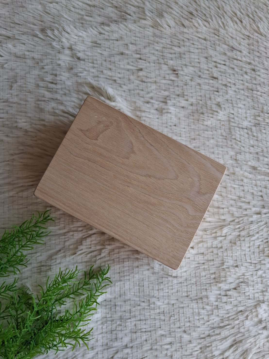 กล่องไม้สนฝาครอบ