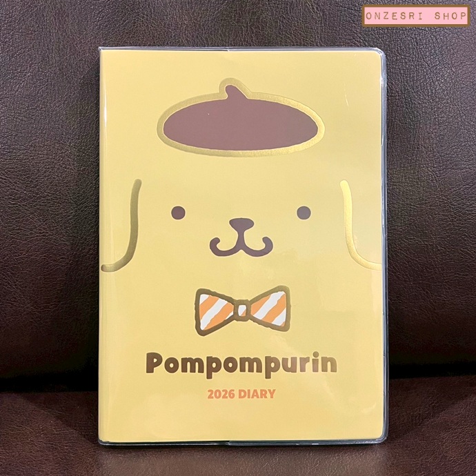 สมุด 2026 Schedule Book เล่มหนา B6 ลาย Pompompurin ขนาด 13.5 x 18.7 x 1.3 ซม. (192 หน้า) มีให้จดตั้งแต่เดือน 10/2025 - 3/2027 เป็นปฎิทินแบบ monthly & weekly แบบช่อง มี sticker