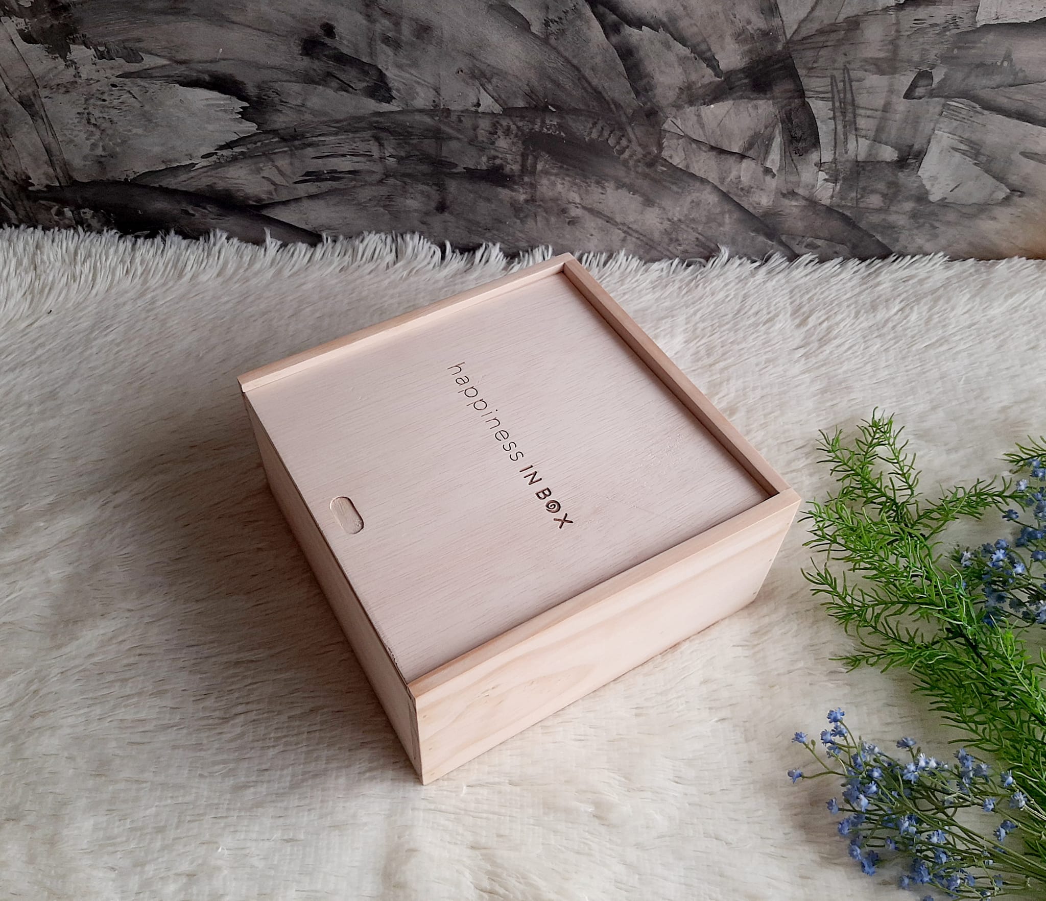 กล่องไม้สนฝาสไลด์