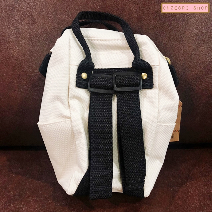 กระเป๋าใส่ของทรงเป้ใบเล็ก Snoopy Mini Backpack สีครีมดำ มีช่องซิป 2 ช่อง ปากขยายได้ ขนาด 19 x 11 x 7.5 ซม.