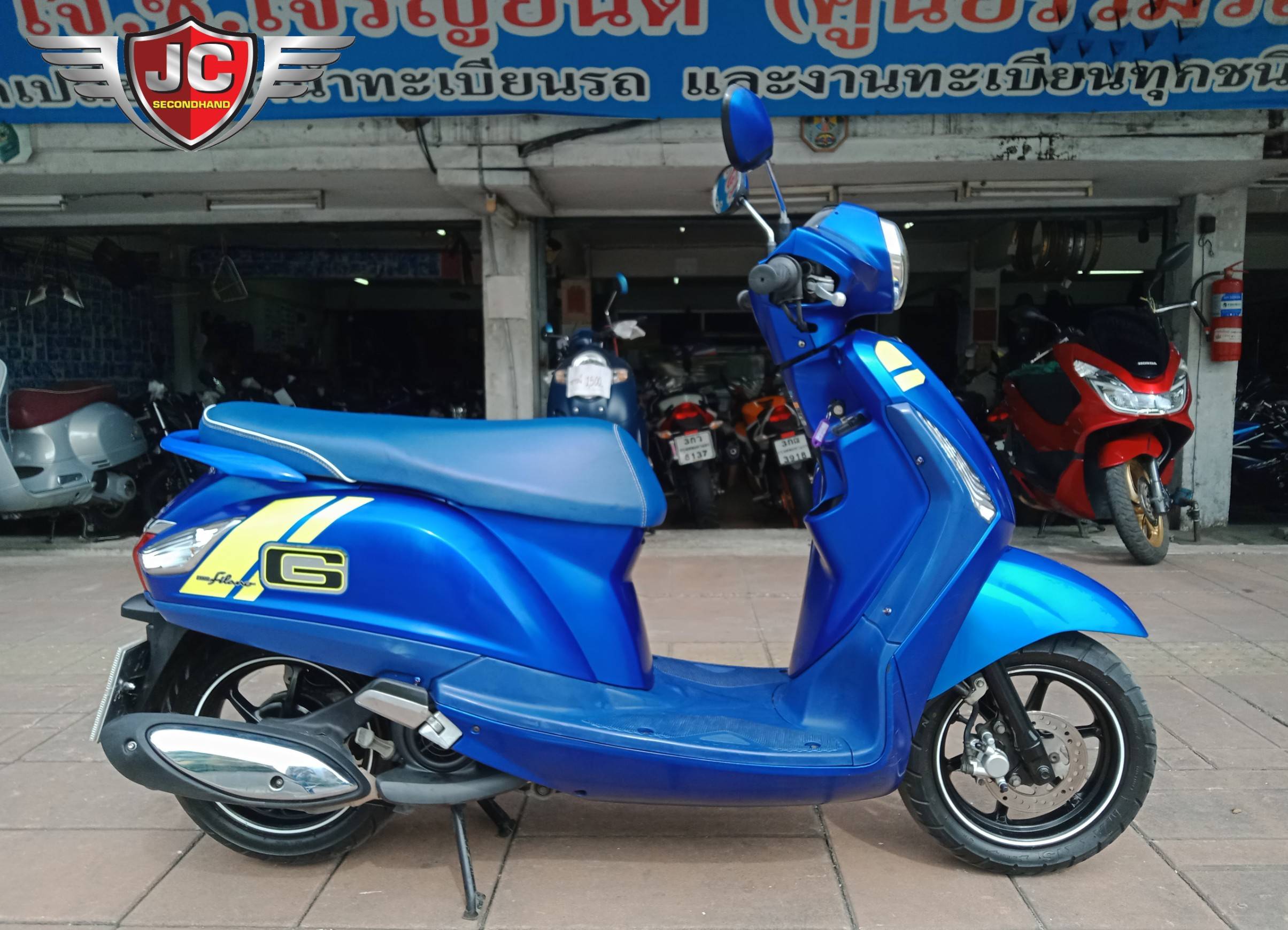 ''ออโต้ รถบ้านน่าใช้ เข้าใหม่จ้า'' YAMAHA GRAND FILANO จดทะเบียนปี60 เครื่องเดิม ขี่ดี ชุดสีแท้ มีรอยตามการใช้งาน