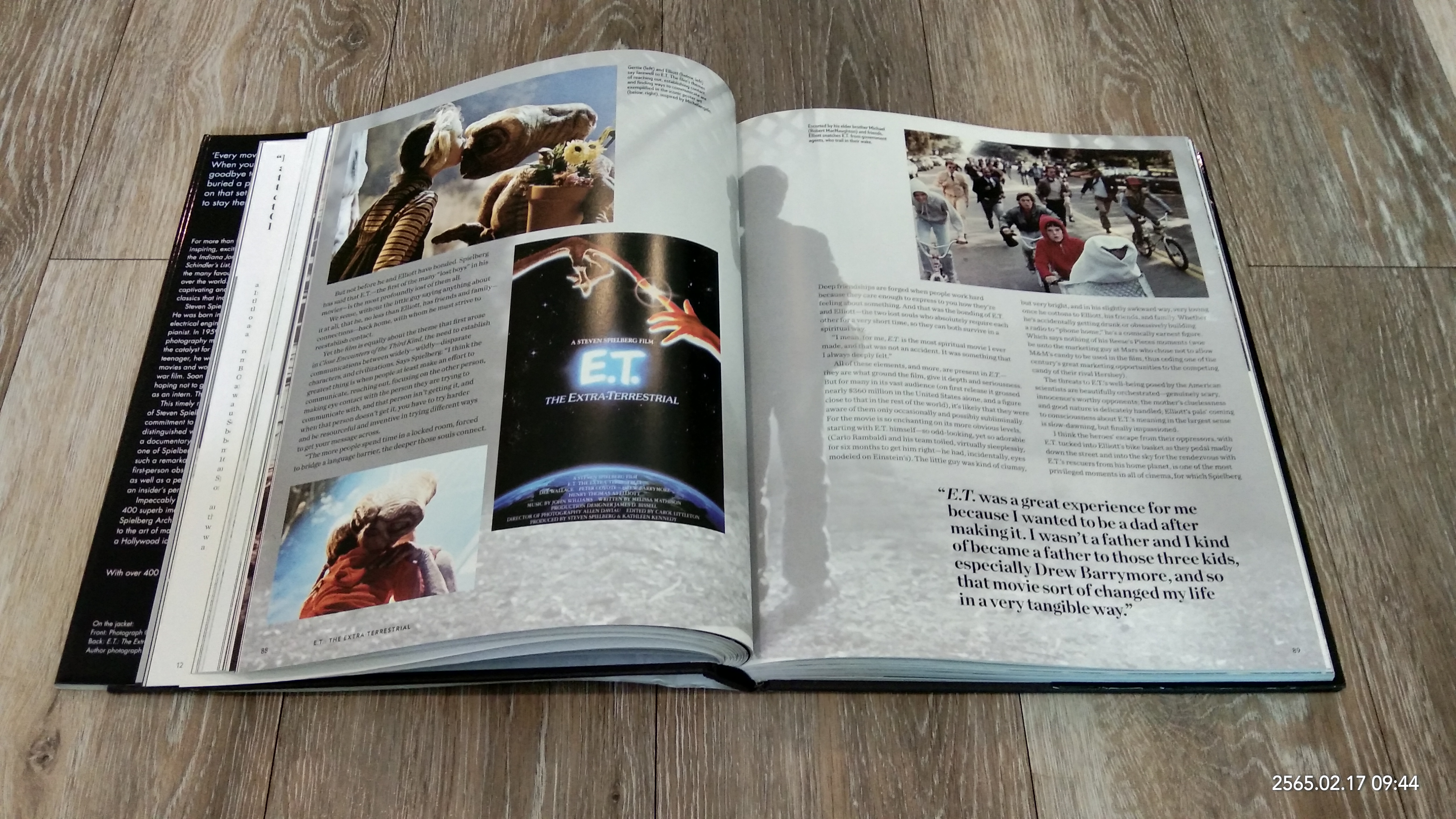 SPIELBERG : A Retrospective / Richard Schickel