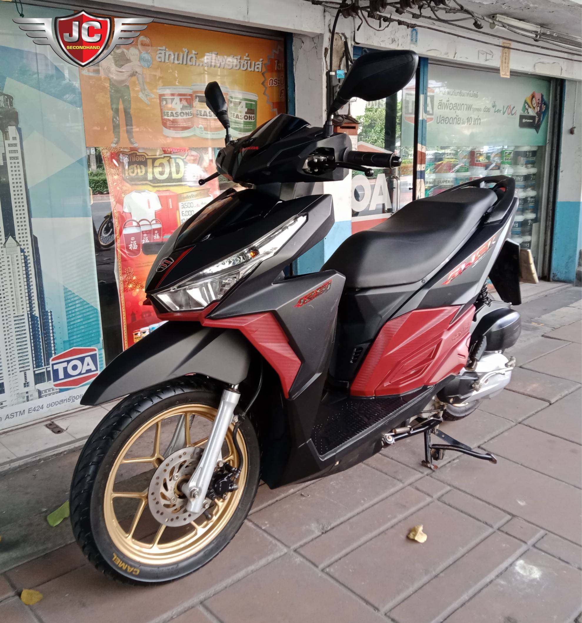 รถบ้านมือเดียว เข้าใหม่ เดิมจริง สวยจริง HONDA CLICK125I จดทะเบียนปี61 เครื่องเดิมจัด ชุดสีสวยแท้ทั้งคัน มีรอยการใช้งานบ้าง