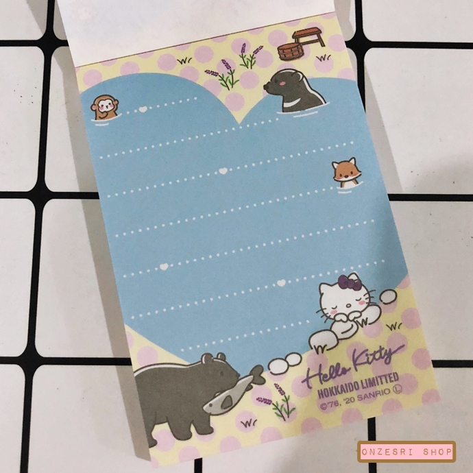 Set สมุดฉีกเล็ก Hello Kitty Hokkaido Limited 3 ลาย มีเฉพาะที่ Hokkaido Japan เท่านั้น ขนาดเล่มละ 5.5 x 8 ซม.