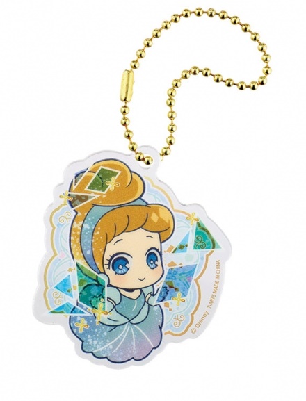 พวงกุญแจ Disney Princess Kiraform Acrylic Keychain เป็นอะคริลิคใส ขนาดประมาณ 5.5 ซม. มี 5 แบบให้เลือก