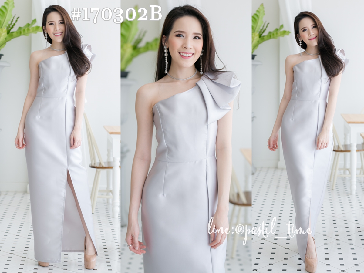 Glamour One Shoulder Maxi Dress : Silver เดรสยาวสีเงิน