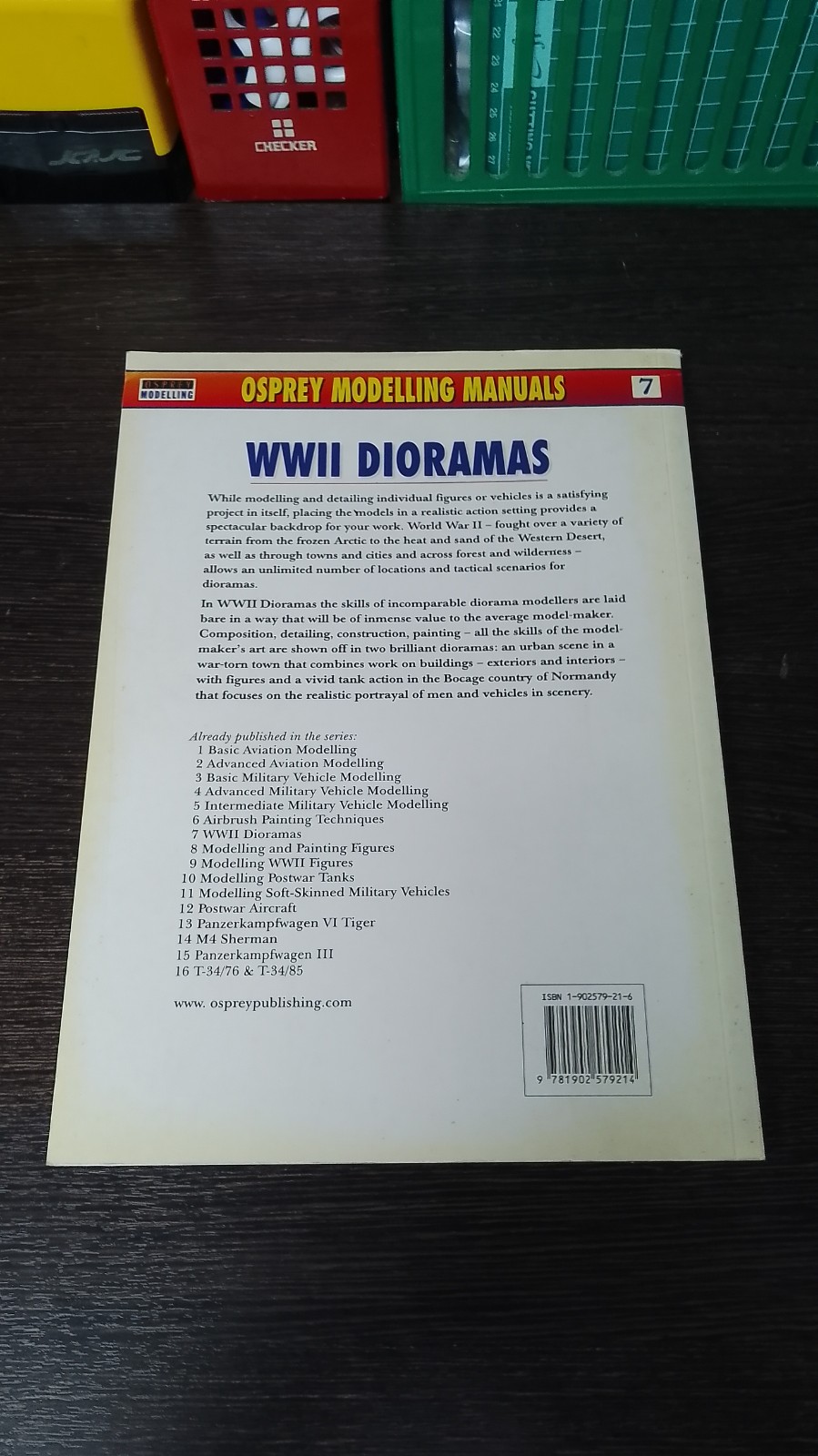 OSPREY MODELLING MANUALS 7 : WWII DIORAMAS
