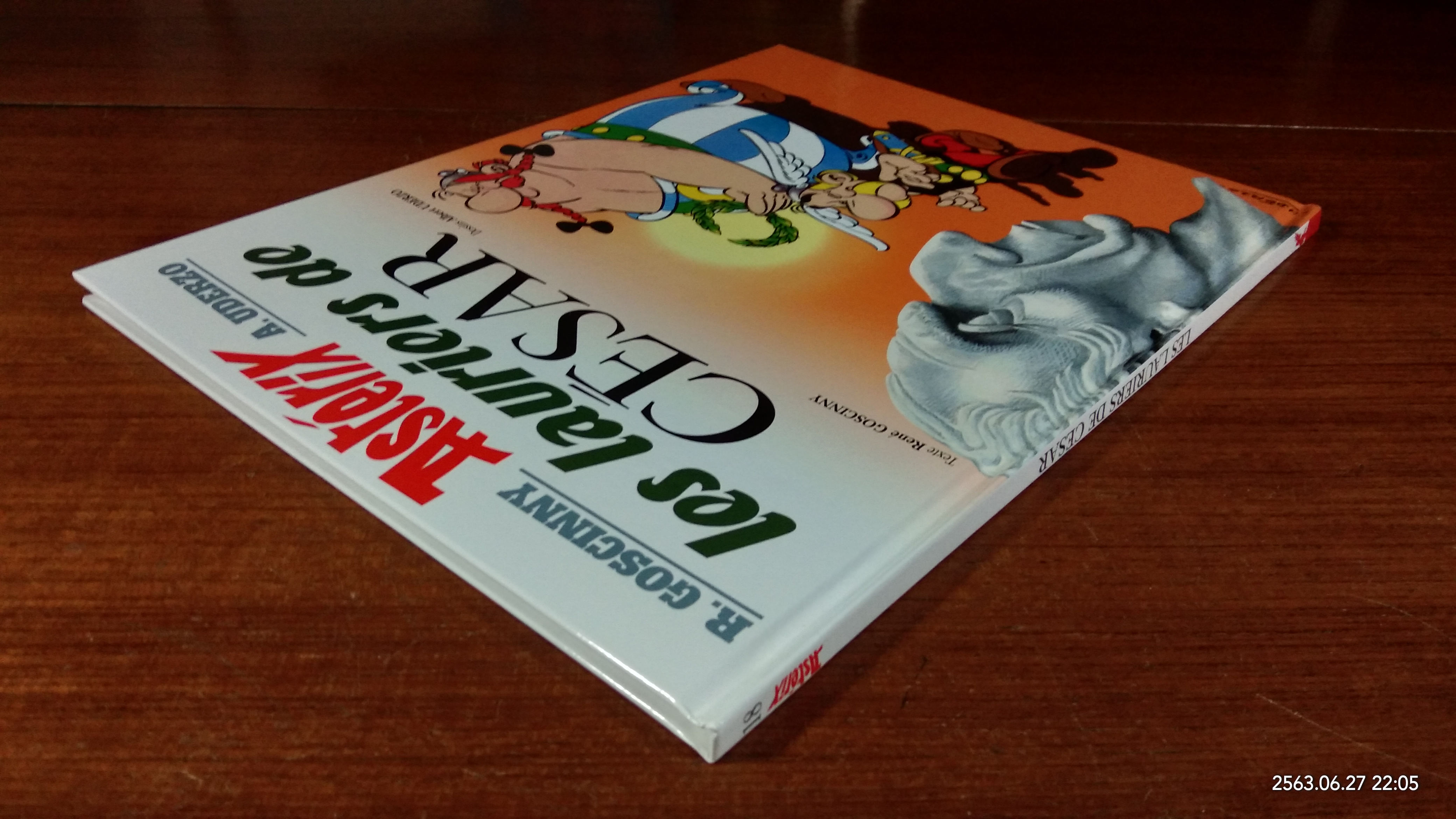 LES LAURIERS DE CESAR (ภาษาฝรั่งเศษ)