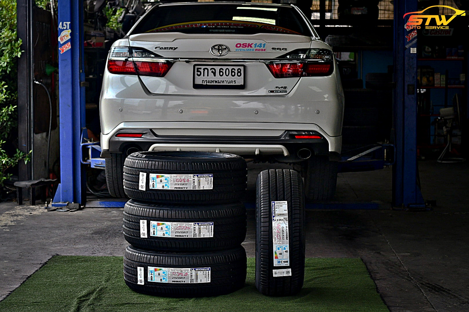 ยาง MICHELIN PRIMACY 4 215/55R17 94V ติดตั้งใส่ TOYOTA CAMRY
