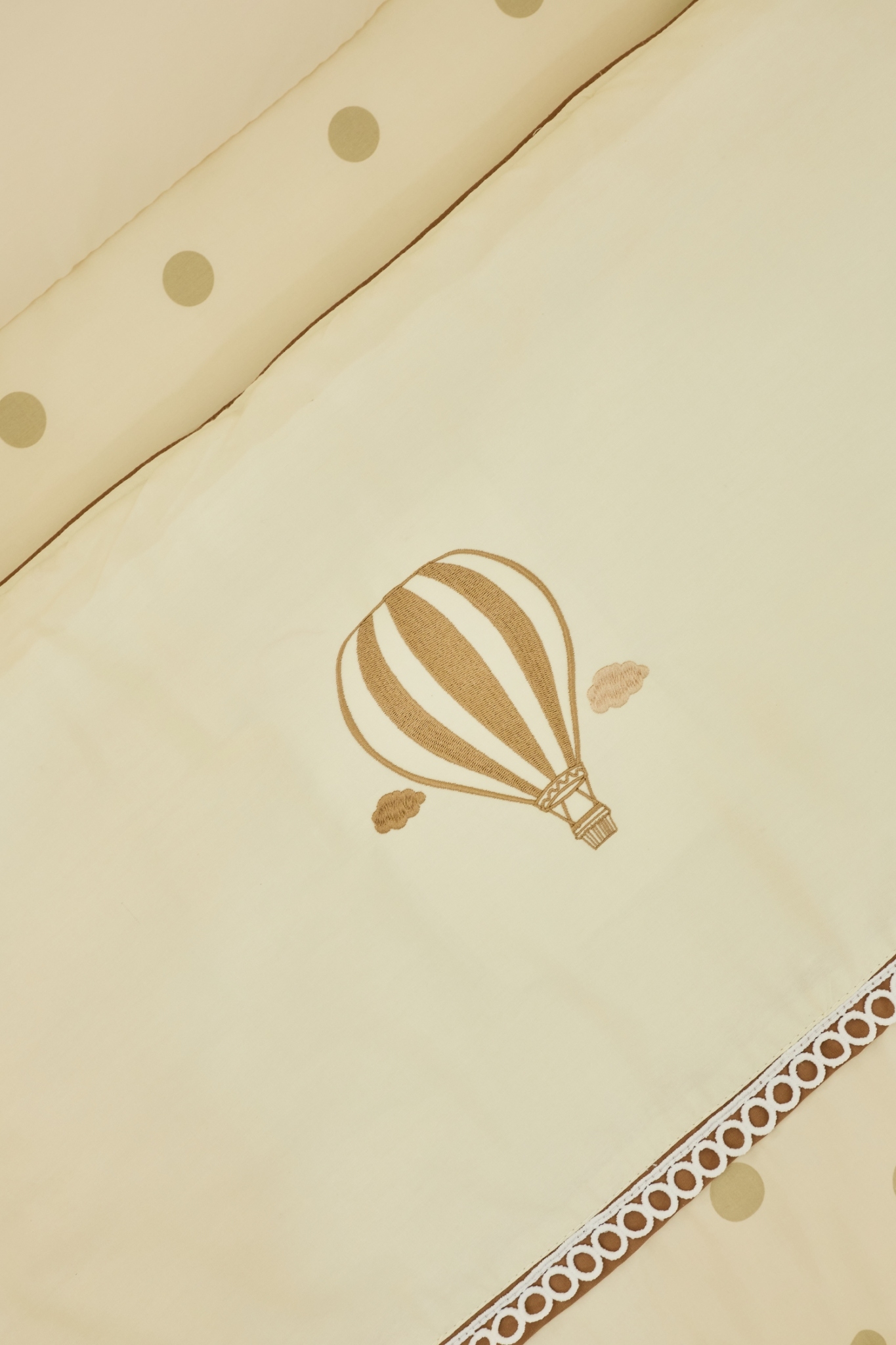 Idawin ชุดเครื่องนอน Bedding Set รุ่น Oval Balloon Cream