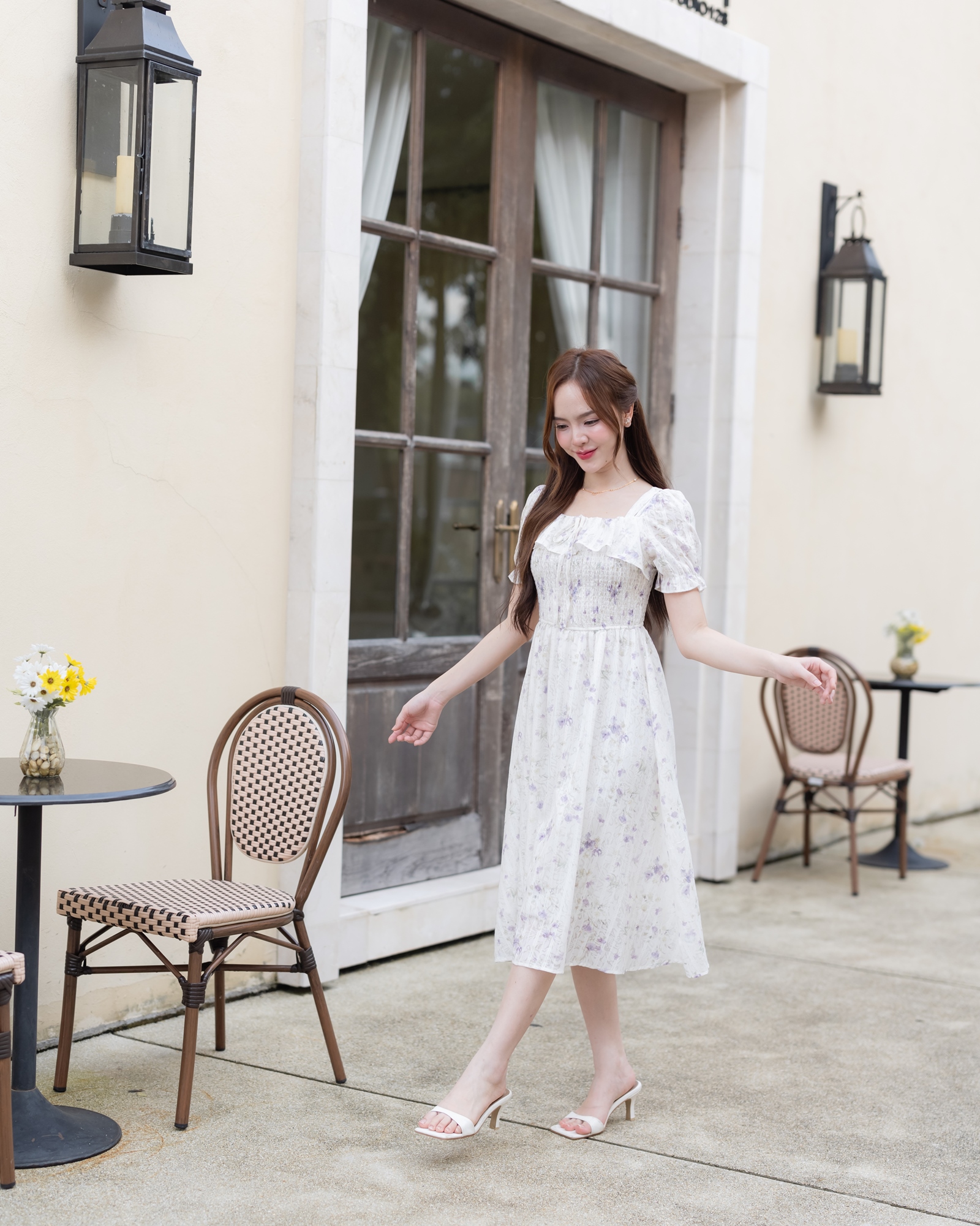 Florence Vintage Dress : ลายดอกไม้สีม่วง