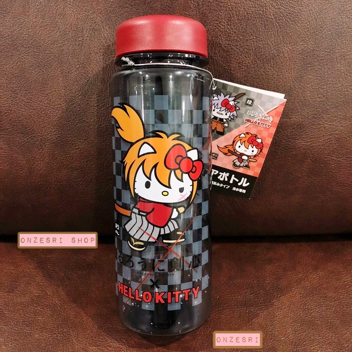 กระบอกน้ำ Rurouni Kenshin x Hello Kitty (Limited) ขนาด 19.5 x 6.5 ซม. ความจุ 500 ml
