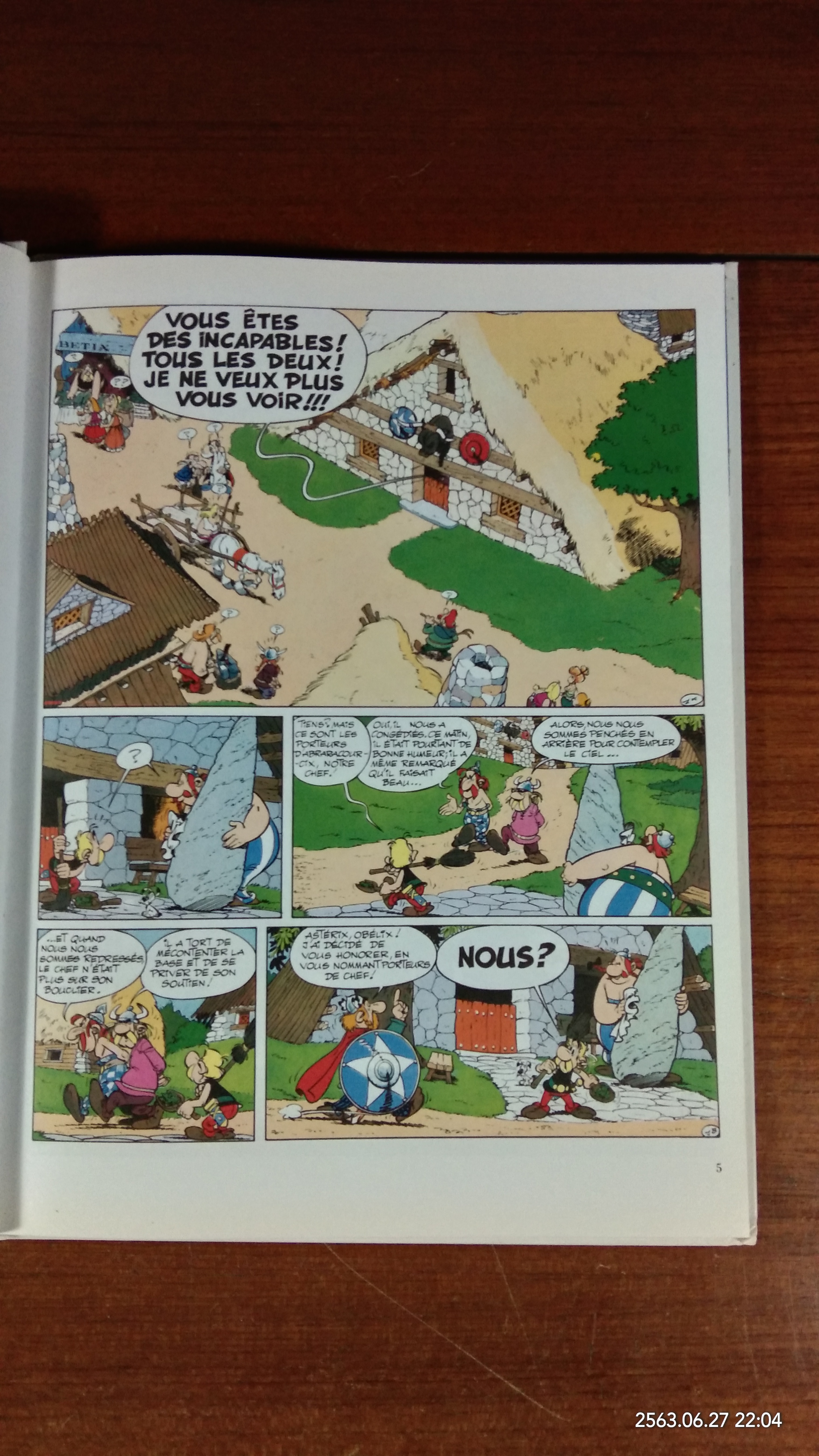 ASTERIX CHEZ LES HELVETES (ภาษาฝรั่งเศษ)