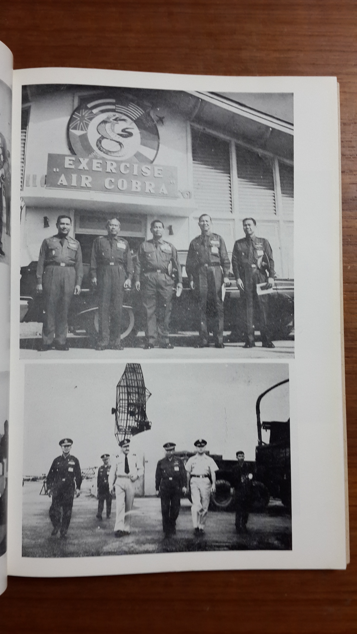 อนุสรณ์ในงานพระราชทานเพลิงศพ พลอากาศเอก บุญชู จันทรุเบกษา