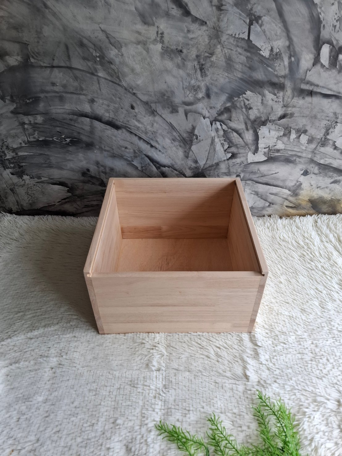 กล่องไม้ฝาสไลด์