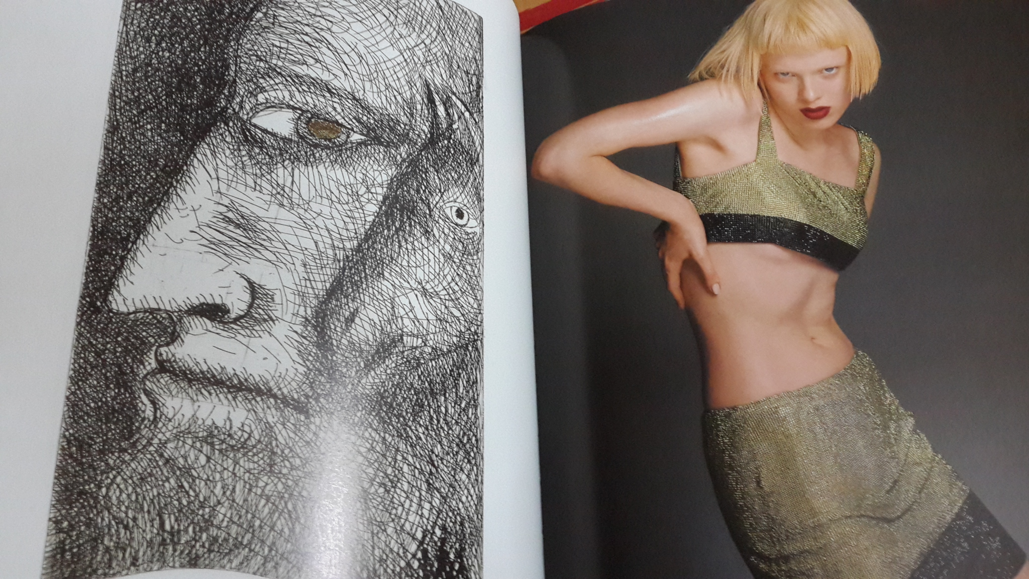 The Art of Being You / GIANNI VERSACE (ปกแข็ง)