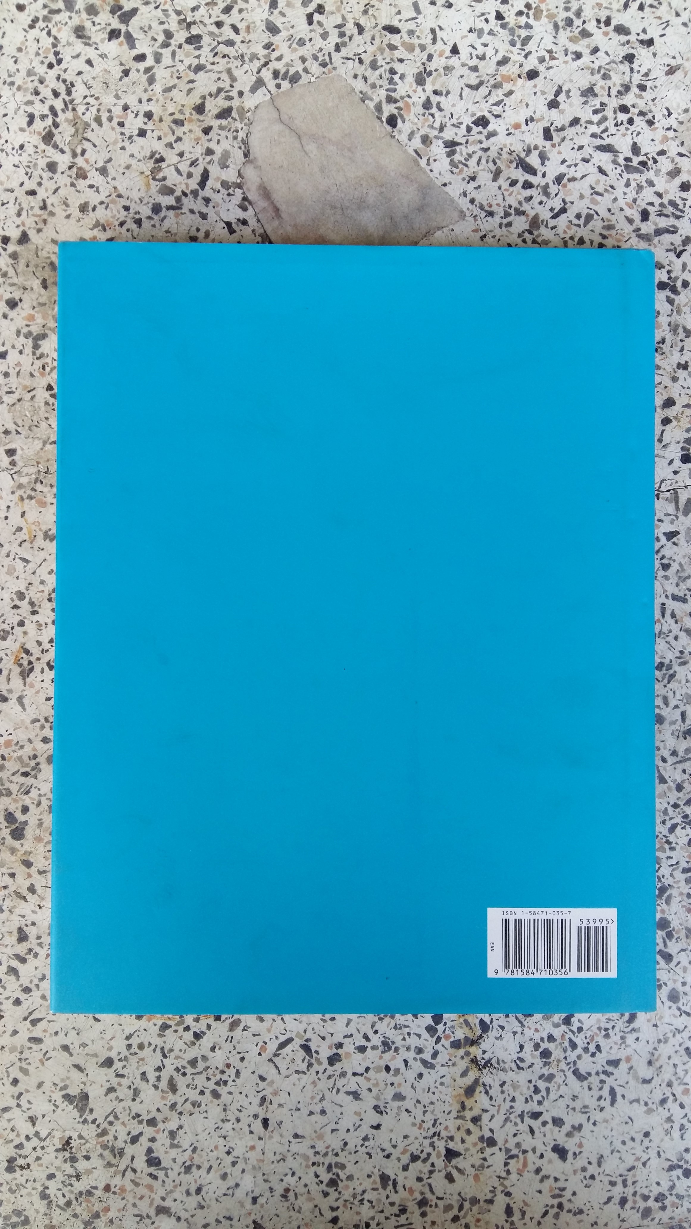 STORE PRESENTION & DESIGN