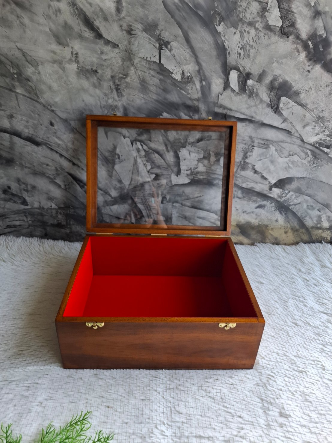 กล่องไม้ฝากระจก