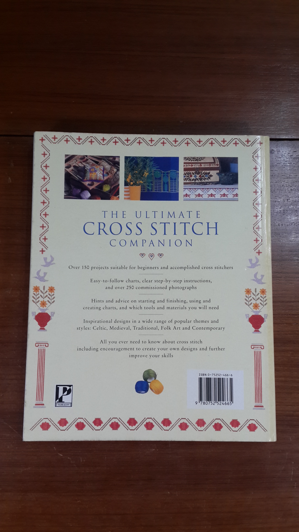 THE ULTIMATE CROSS STITCH COMPANION / DOROTHY WOOD