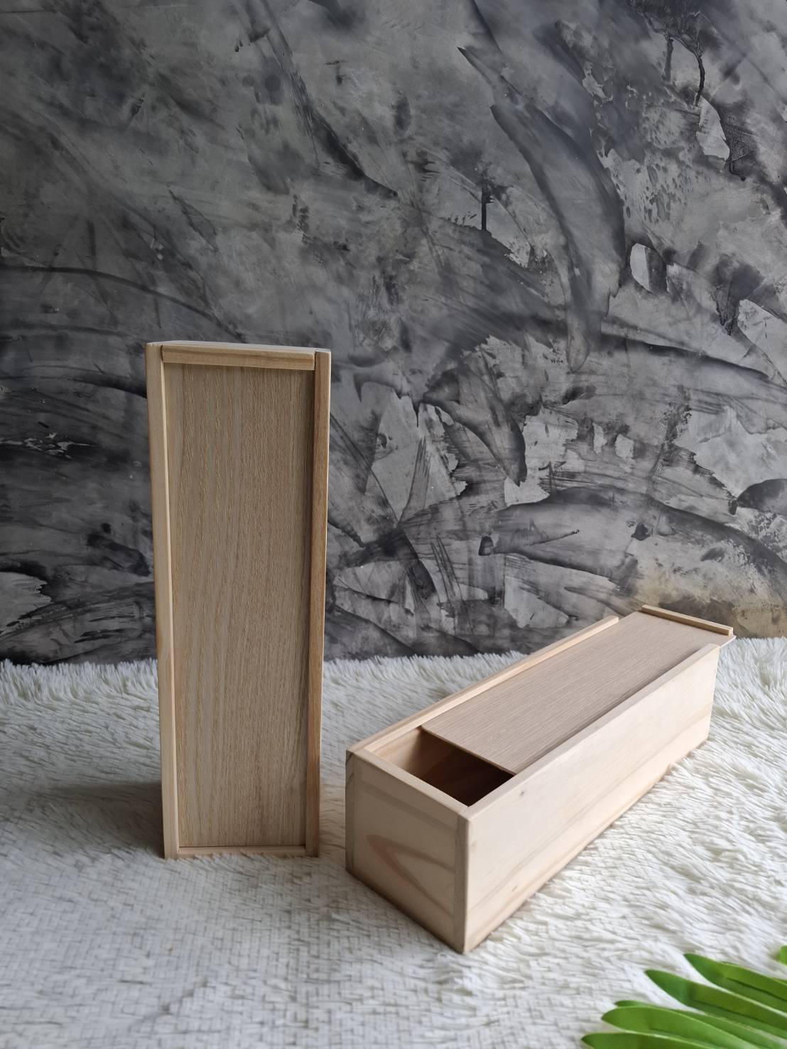 กล่องไม้ฝาสไลด์