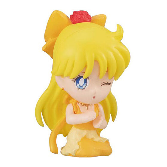 Hugcot Sailor Moon Eternal 3 Movie Version เป็นตุ๊กตาที่เกาะสายชาร์จ/สายหูฟัง มี 7 แบบให้เลือก