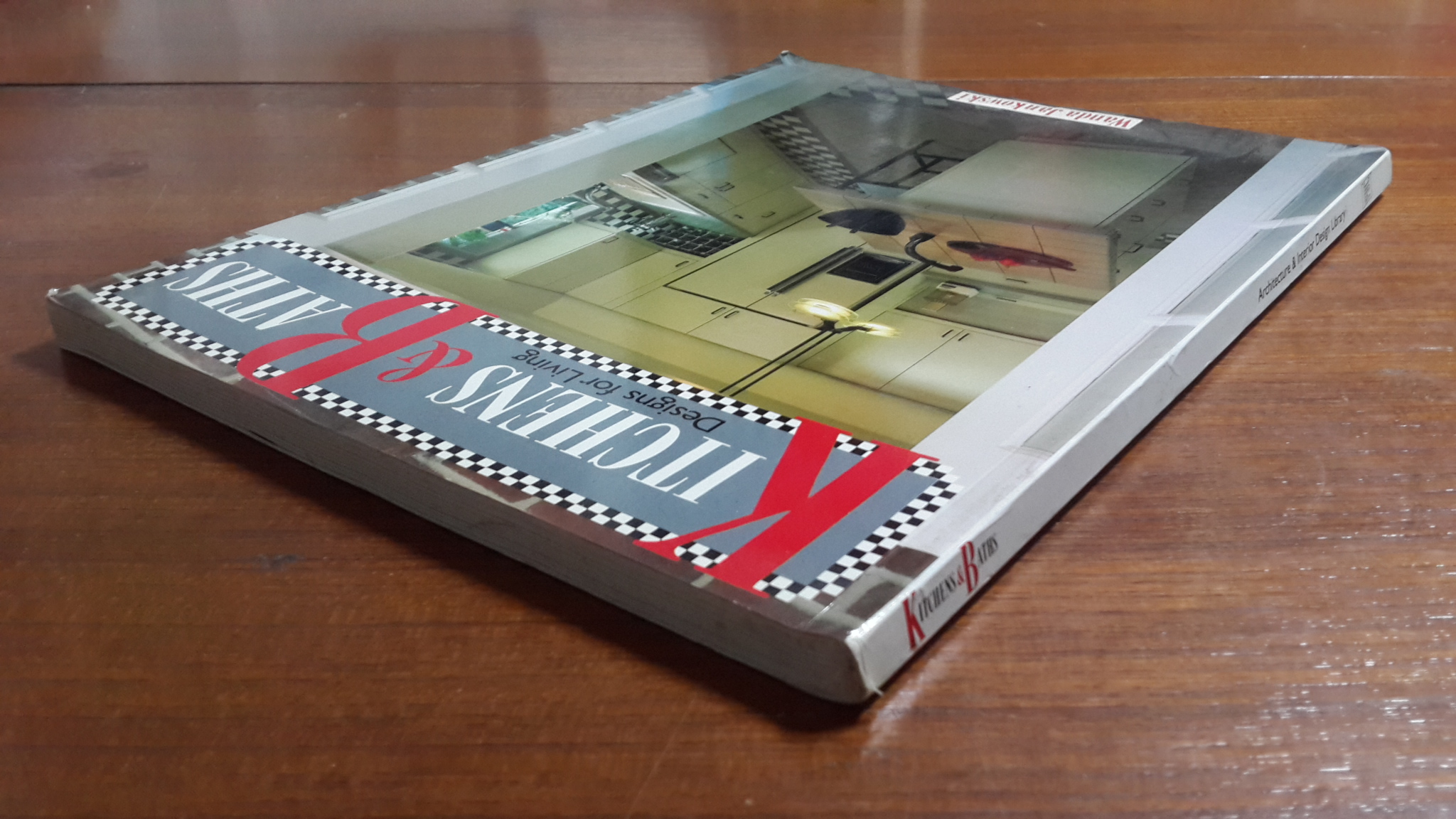 KITCHENS&BATHS / Wanda Jankowski