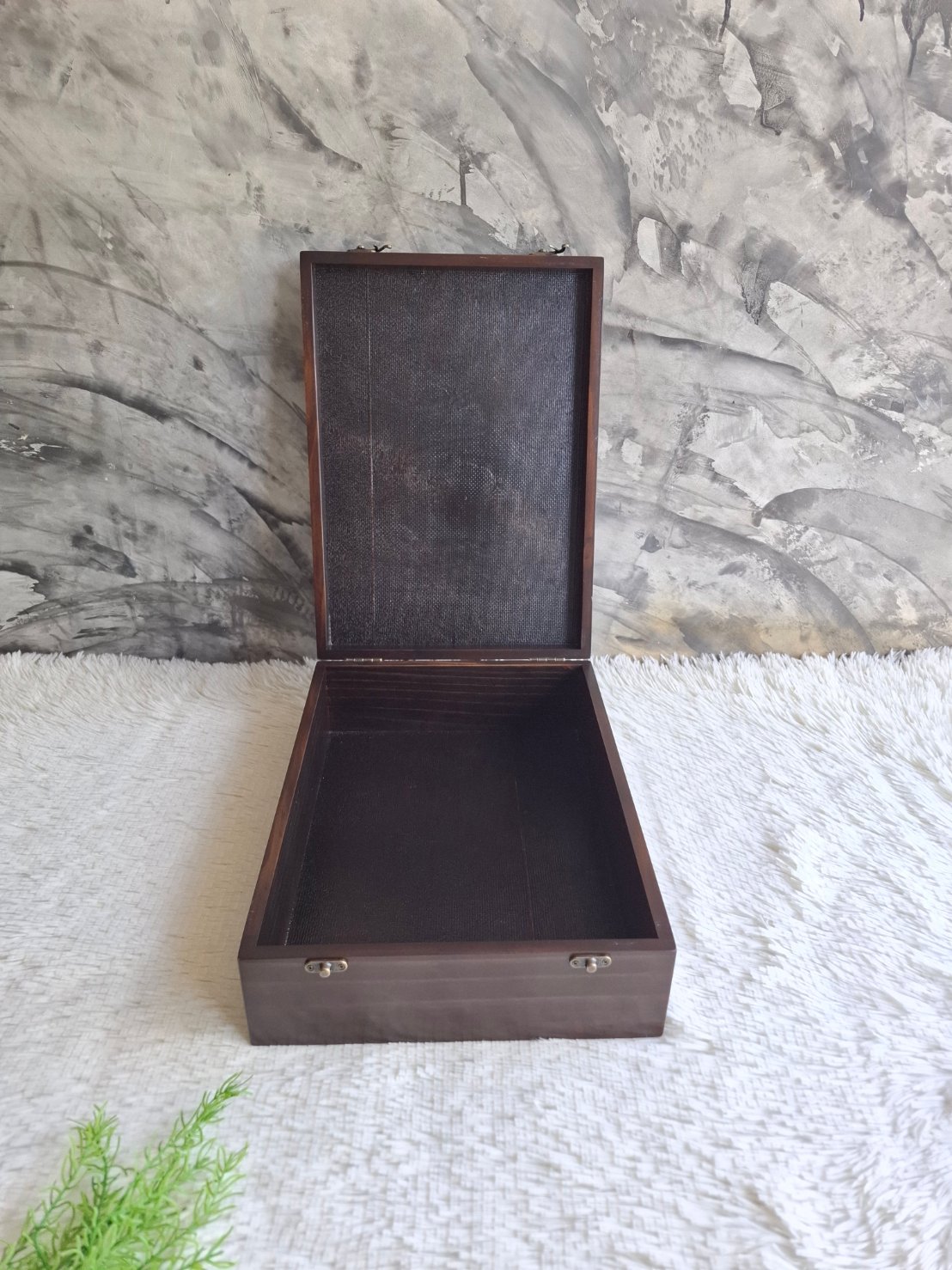 กล่องไม้สนแบบฝาล็อค