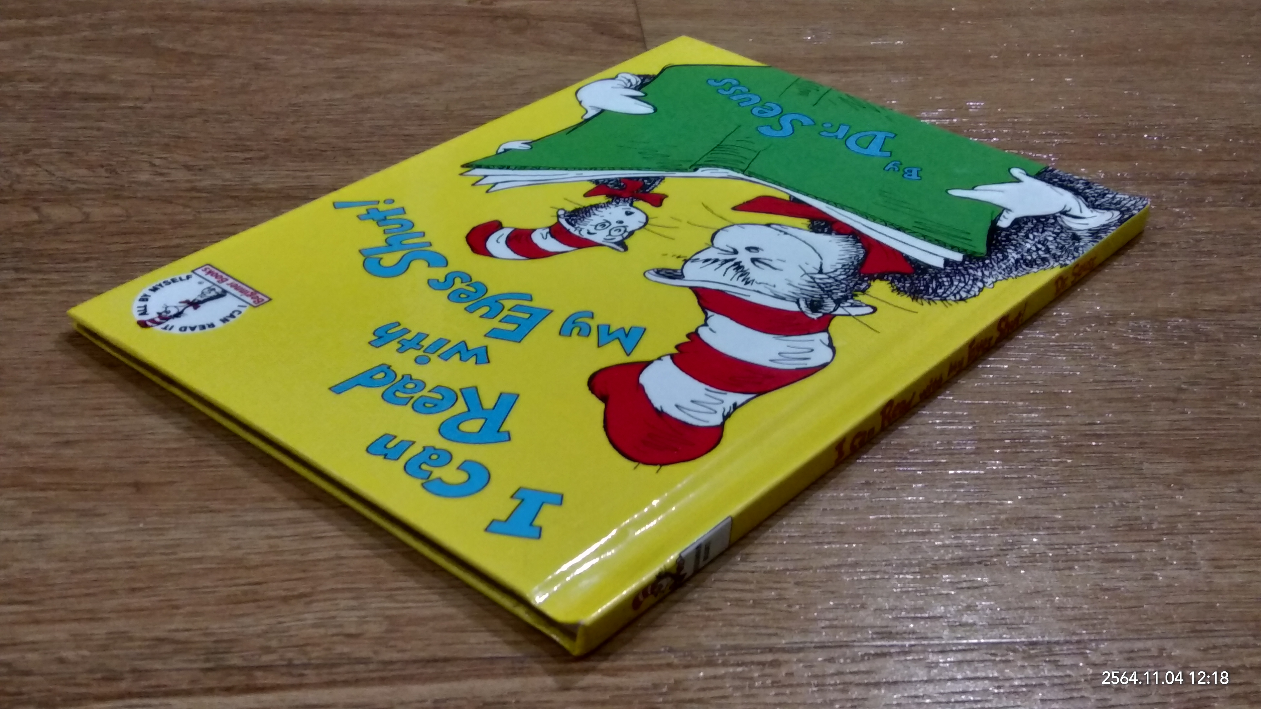 I can Read with My Eyes Shut ! / Dr.Seuss