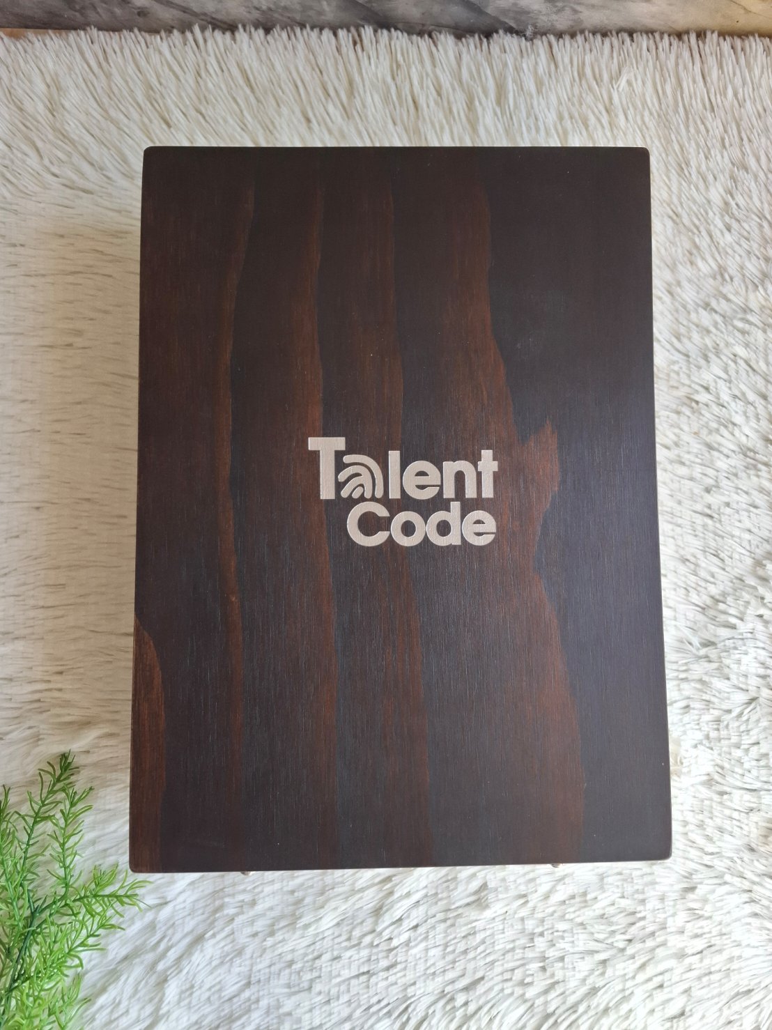 กล่องไม้สนแบบฝาล็อค