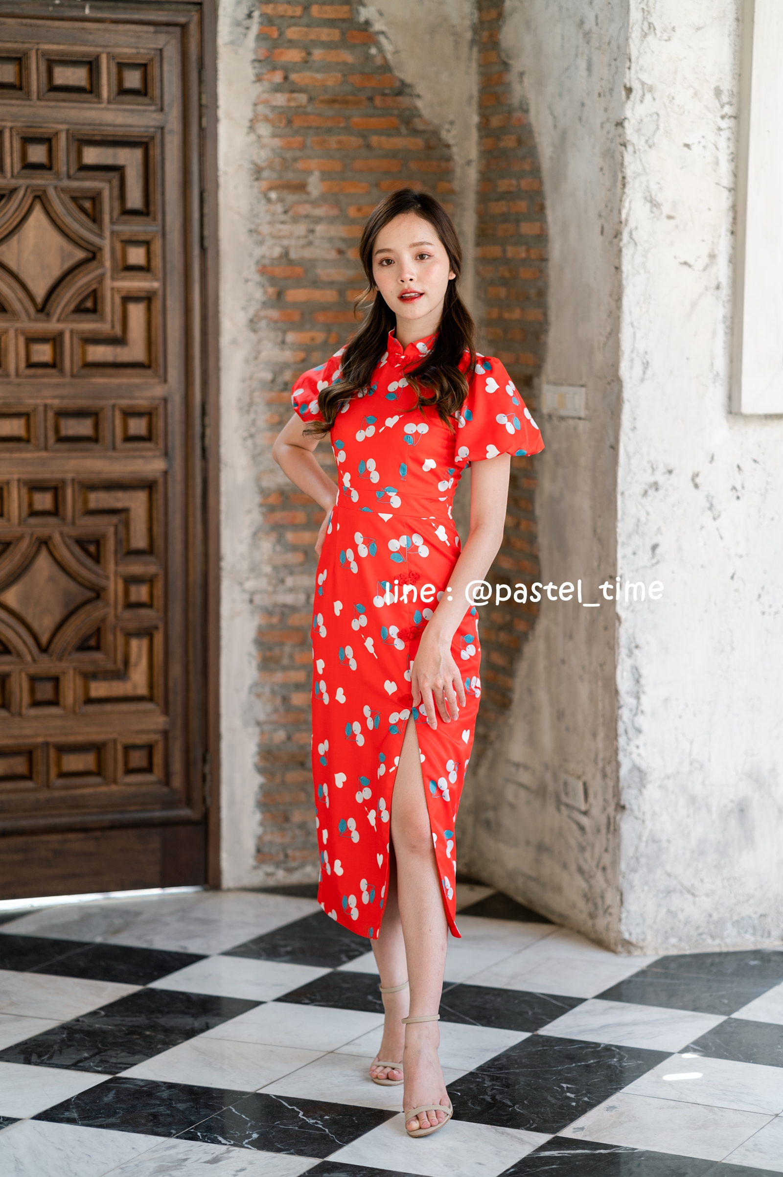 Cherry Ang Pao Dress เดรสกี่เพ้าคอจีนสีแดง