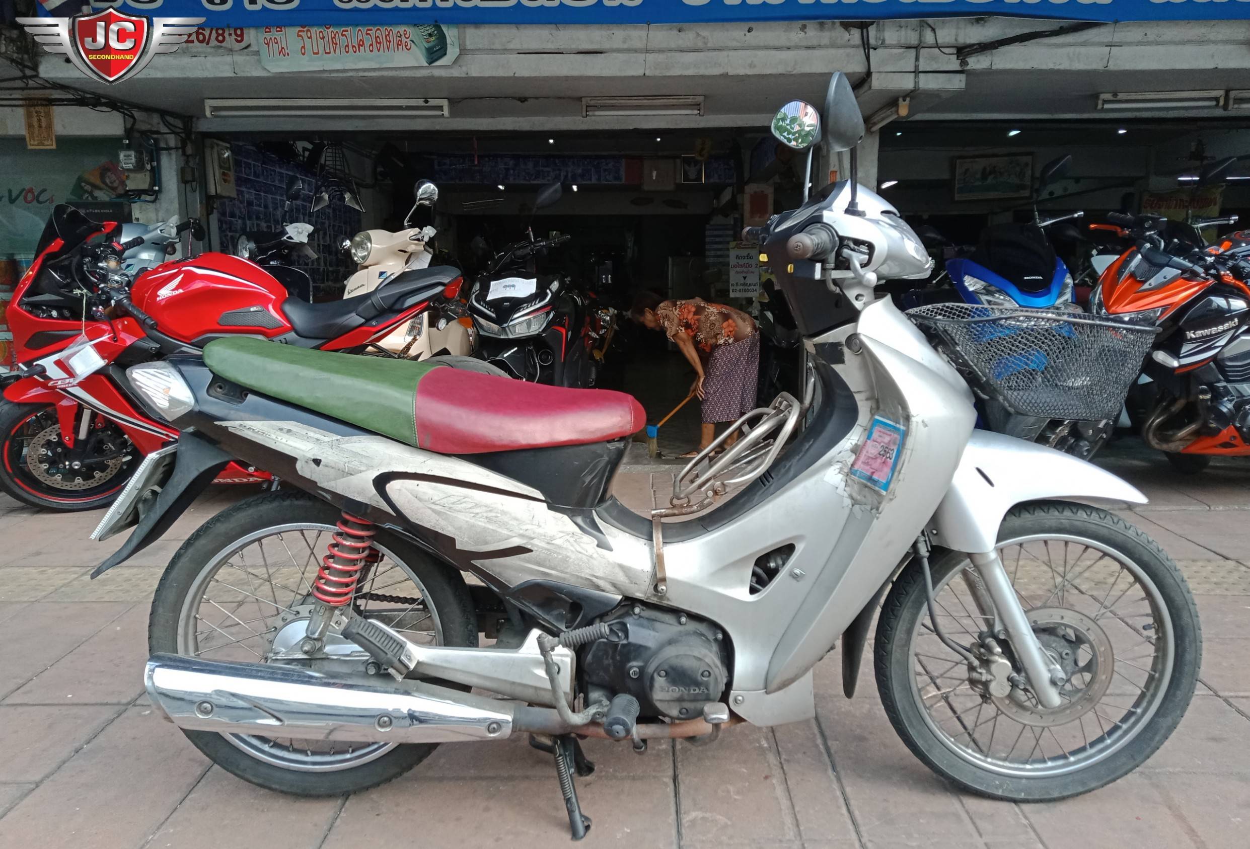รถบ้านมือเดียวในตำนาน" Honda Wave 125R "สตาร์ทมือ" จดทะเบียนปี 48 สภาพโคตรเดิม เครื่องเงียบ สตาร์ทติดง่ายเบานิ่ง วิ่งนิ่มสวนสภาพมาก