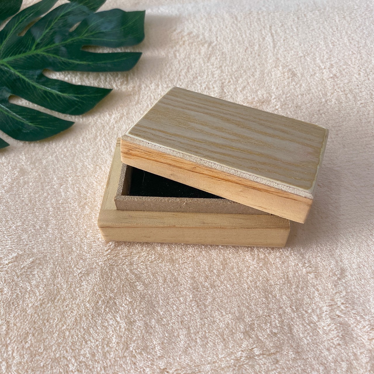 กล่อง Flash drive (Flash drive box)