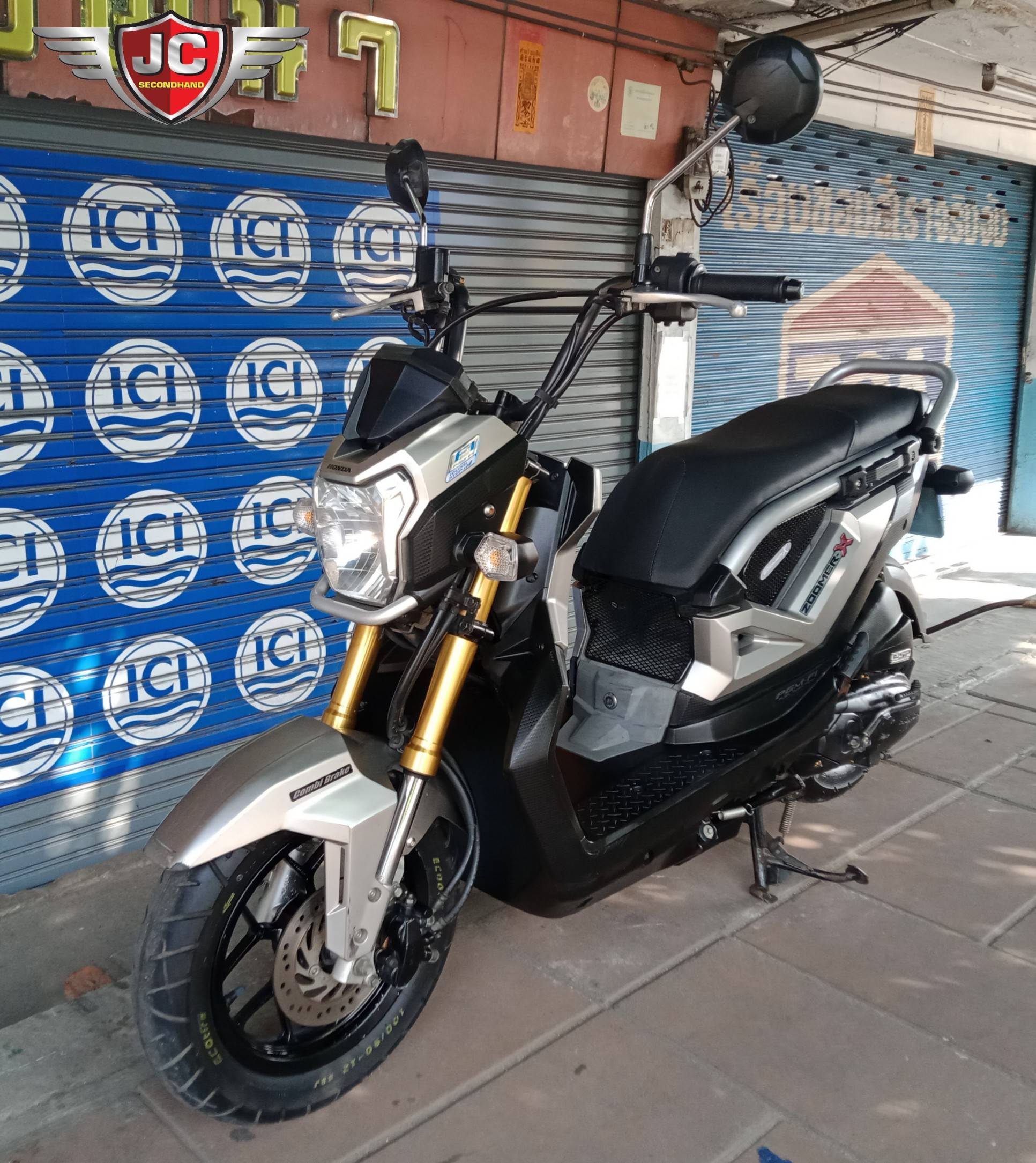 ''หายไปนาน'' HONDA ZOOMER X Idling stop ตัวTOP จดทะเบียนกลางปี59 เครื่องเดิมจัด