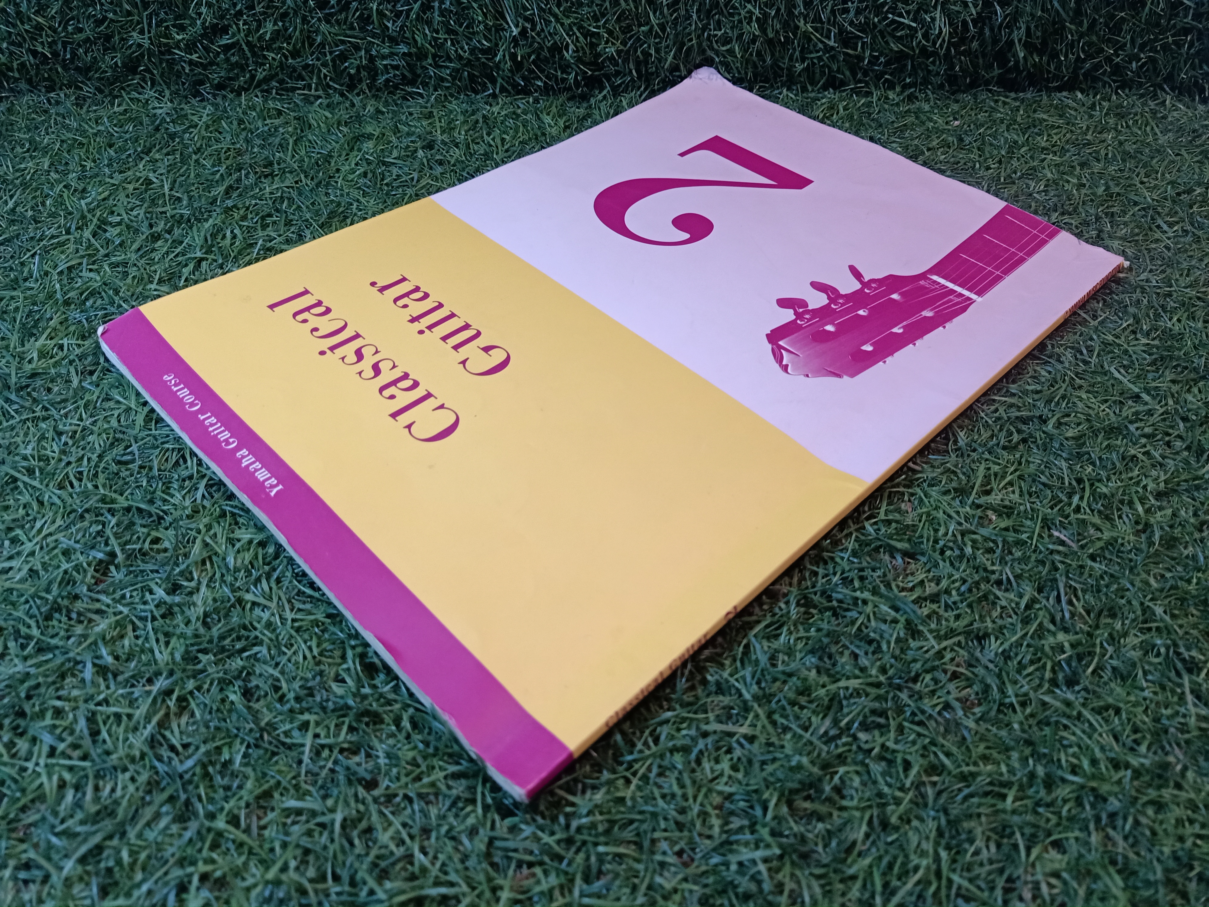 Classical Guitar(พร้อมแผ่นซีดี) / Yamaha Guitar Course