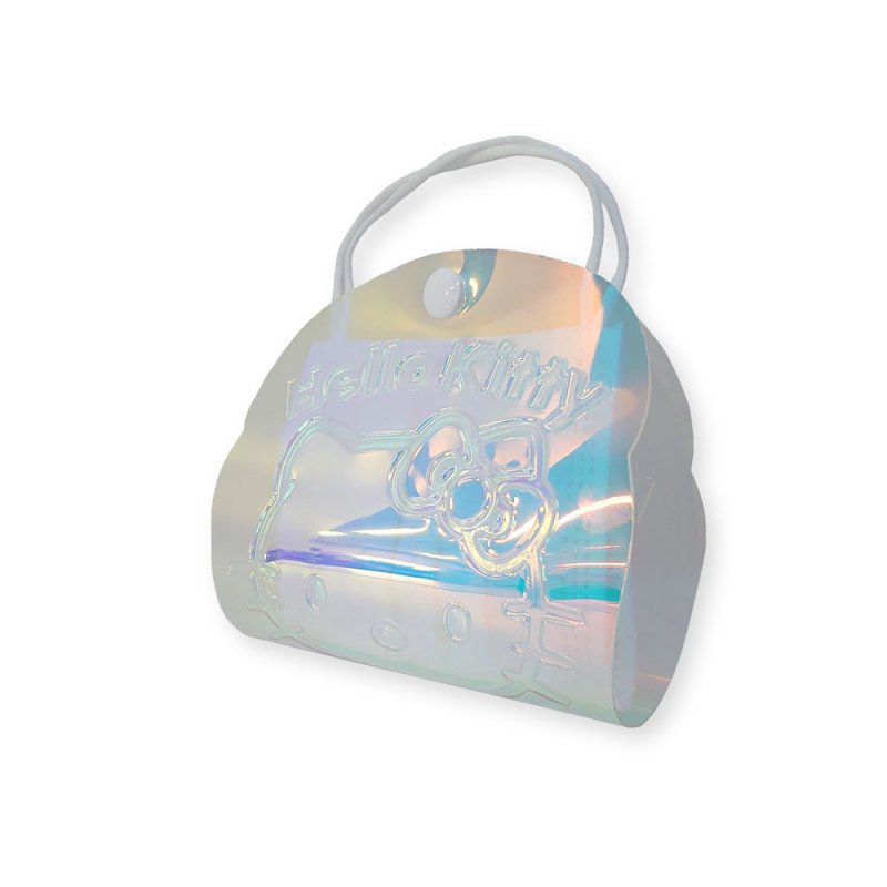 Sanrio Mask Bag แบบ Hello Kitty (2nd) เป็นที่เก็บหน้ากากอนามัยแบบพับได้ ทำจาก TPU เป็นโฮโลแกรมวิ้ง ๆ มีกระดุมติด เวลาเก็บแล้วเอาสายหน้ากากมาทำเป็นหูกระเป๋า ขนาด 12 x 12 x 1.5 ซม.