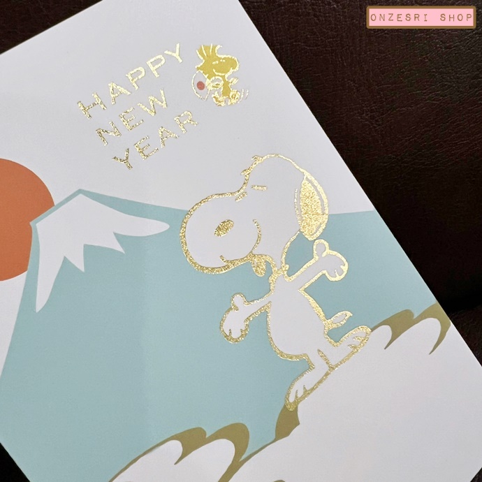 เซ็ตโปสการ์ด Peanuts Snoopy Happy New Year จาก Hallmark Japan ลาย Fuji San ตรงลายพิมพ์เป็นสีทองสวย มี 3 ใบในเซ็ต