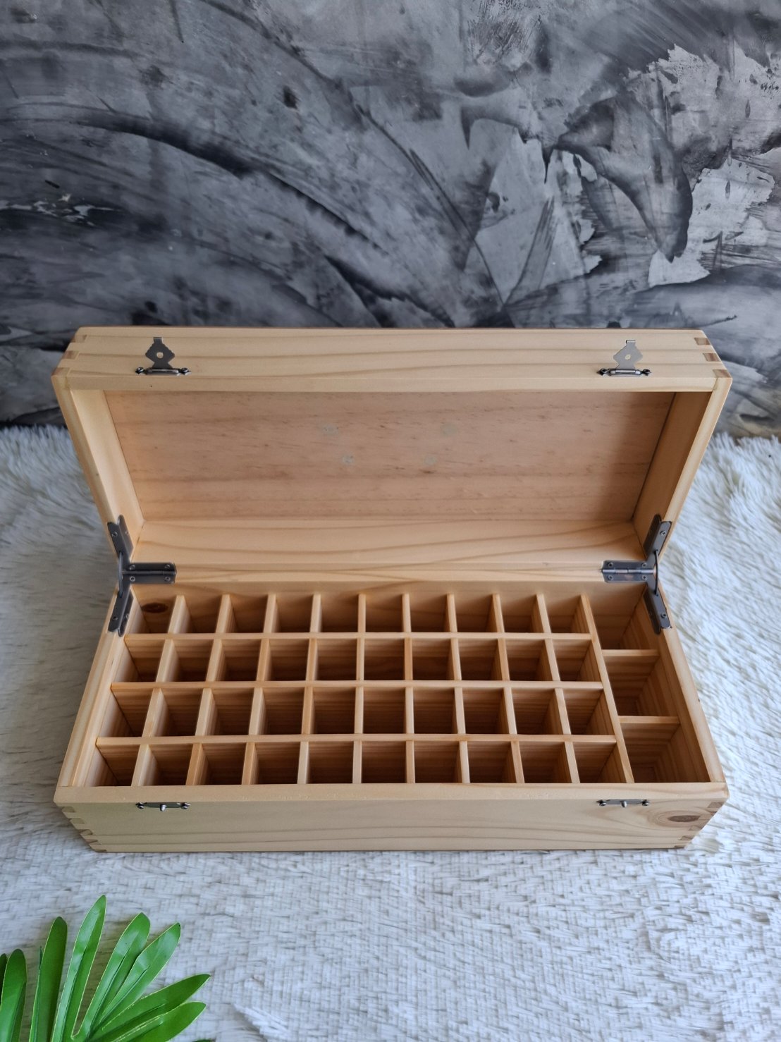 กล่องไม้ฝาล็อคแบ่งช่อง