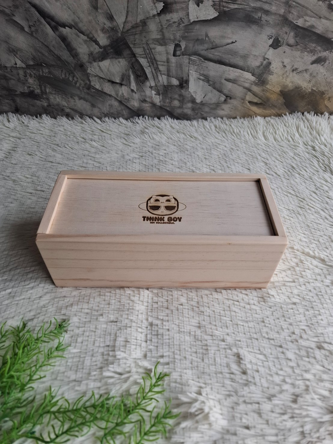 กล่องไม้ฝาสไลด์