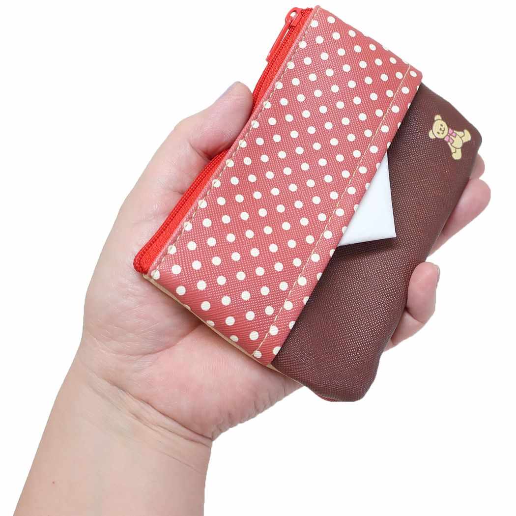 กระเป๋า Sanrio Characters Fancy Retro Collection Pouch & Tissue Case แบบ Marron Cream ด้านหลังใส่ทิชชู่ได้ มีซิปปิดเปิด ขนาด 13 x 9.5 x 0.7 ซม. ทำจาก PVC