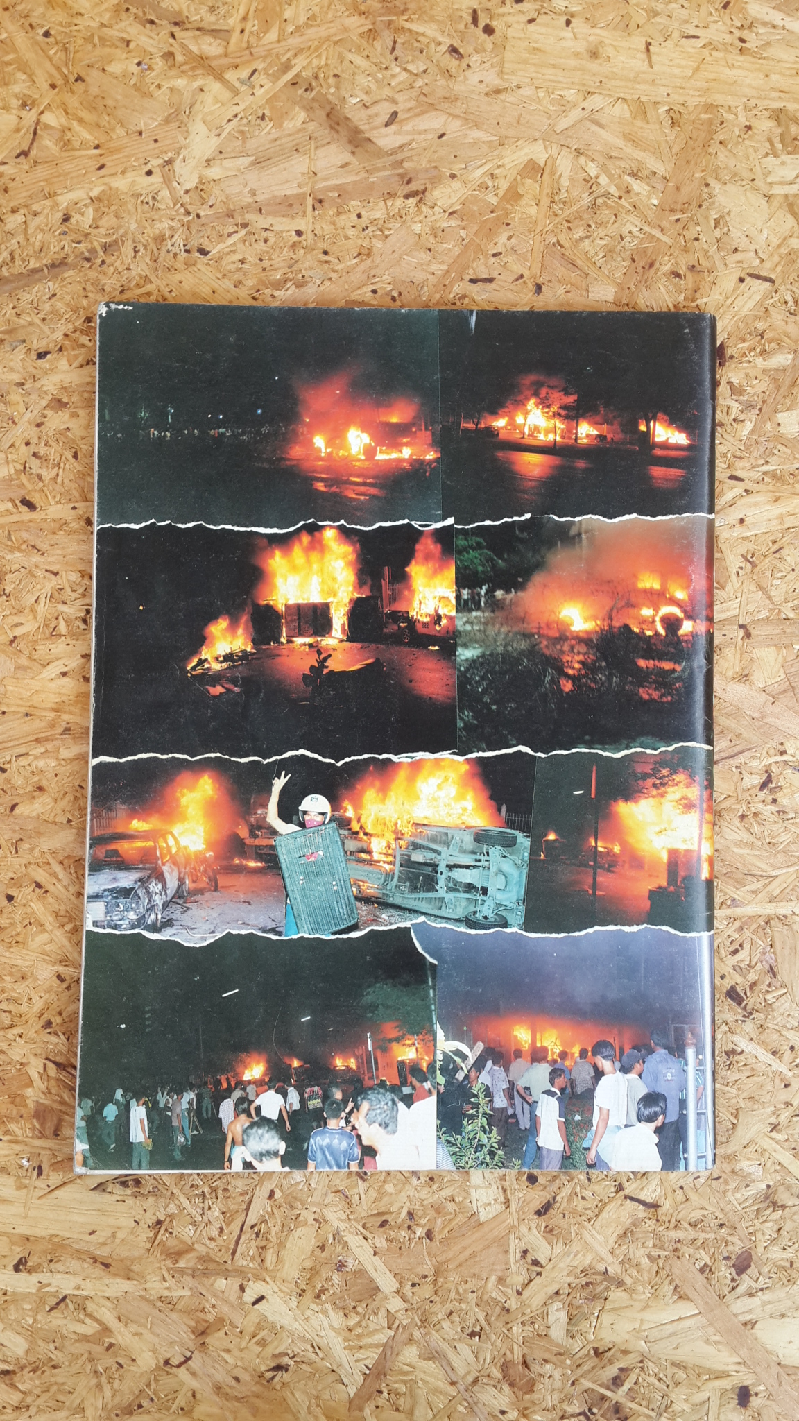 ประชาธิปไตยเลือด / ดอกเบี้ย ฉบับพิเศษ