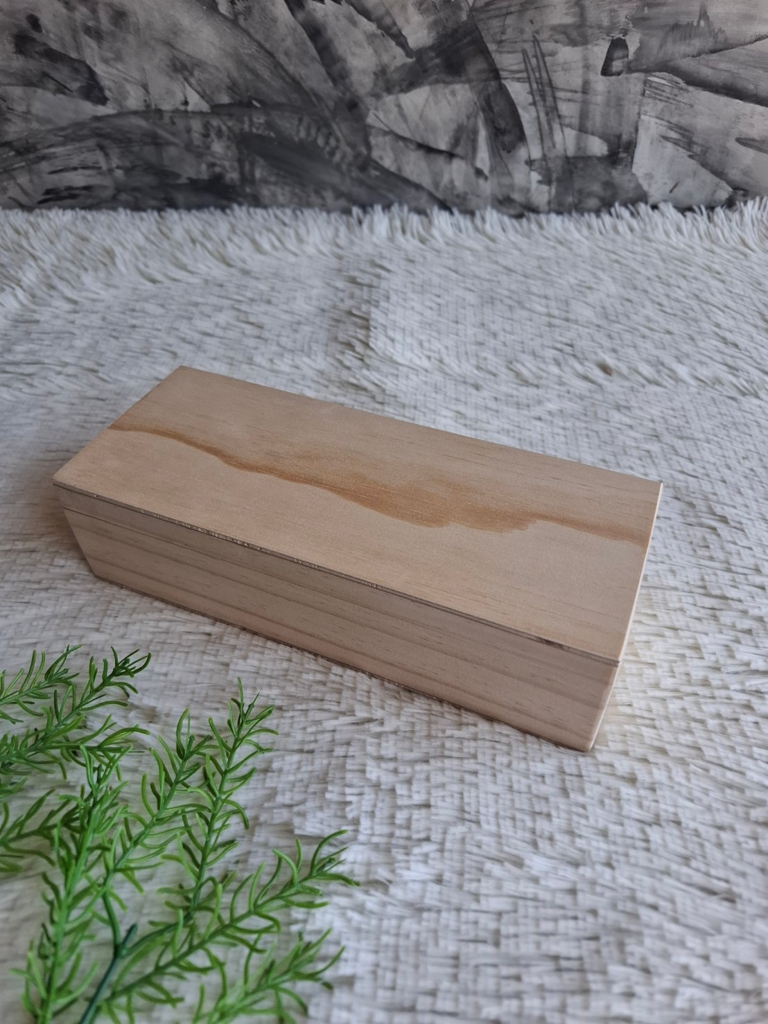 กล่องไม้ฝาครอบ