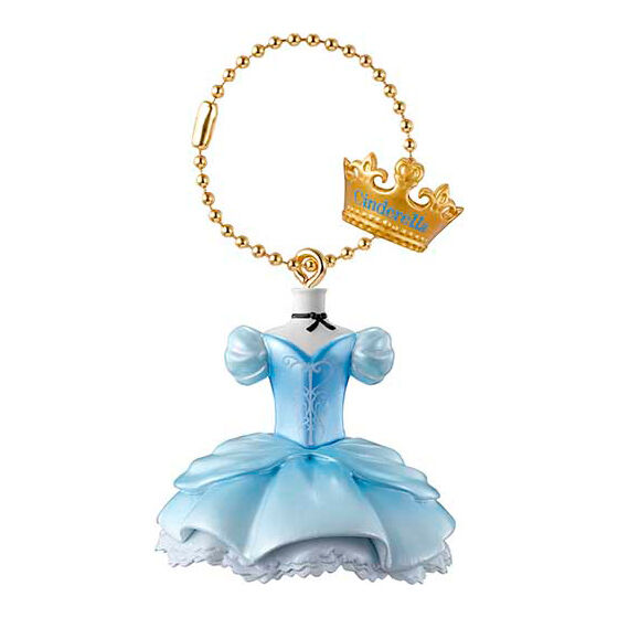 พวงกุญแจ Disney Costume Charms เป็นแบบเสื้อผ้าของเจ้าหญิงดิสนีย์ มาพร้อมมงกุฎ ตัวใหญ่ สูงประมาณ 5 ซม. มี 4 แบบให้เลือก