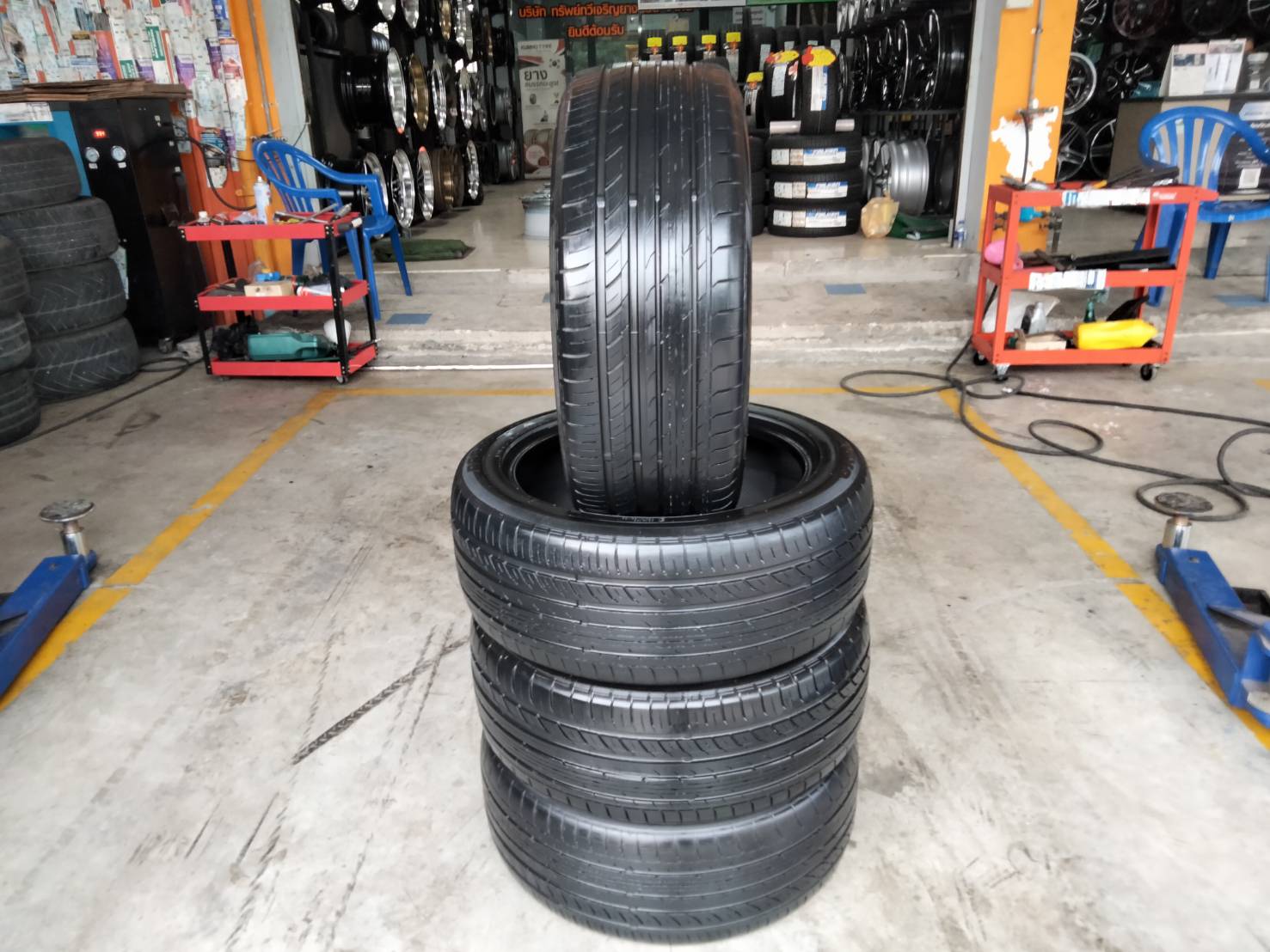 ยางมือสอง TOYO PROXES C1S 215/50R17 ยางปี 18 4เส้น