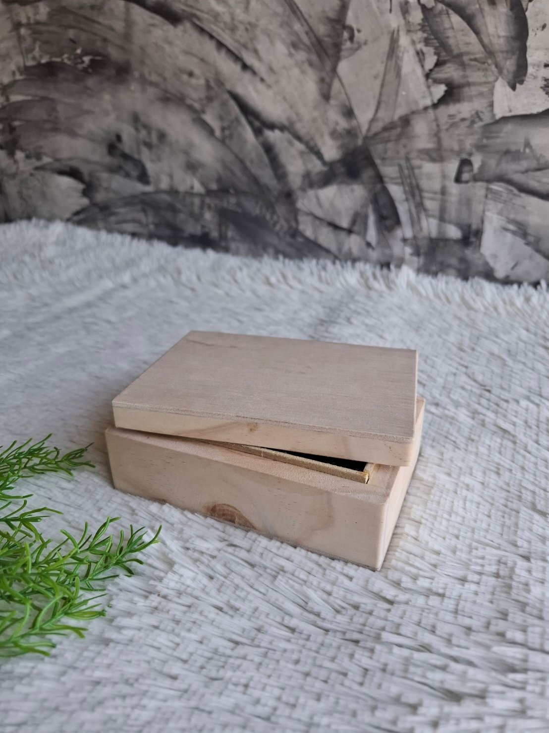 กล่องไม้สนแบบฝาครอบ