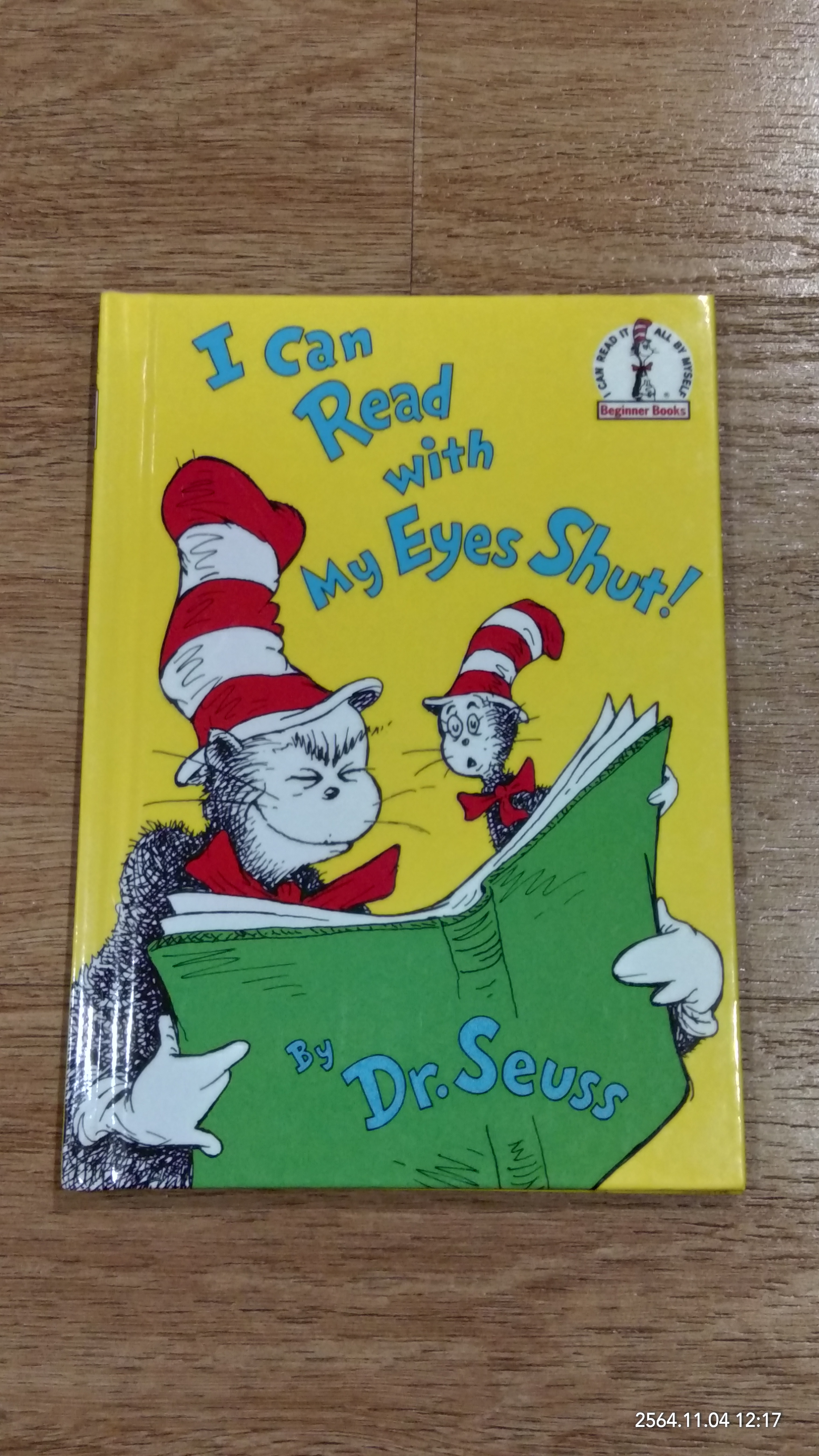 I can Read with My Eyes Shut ! / Dr.Seuss