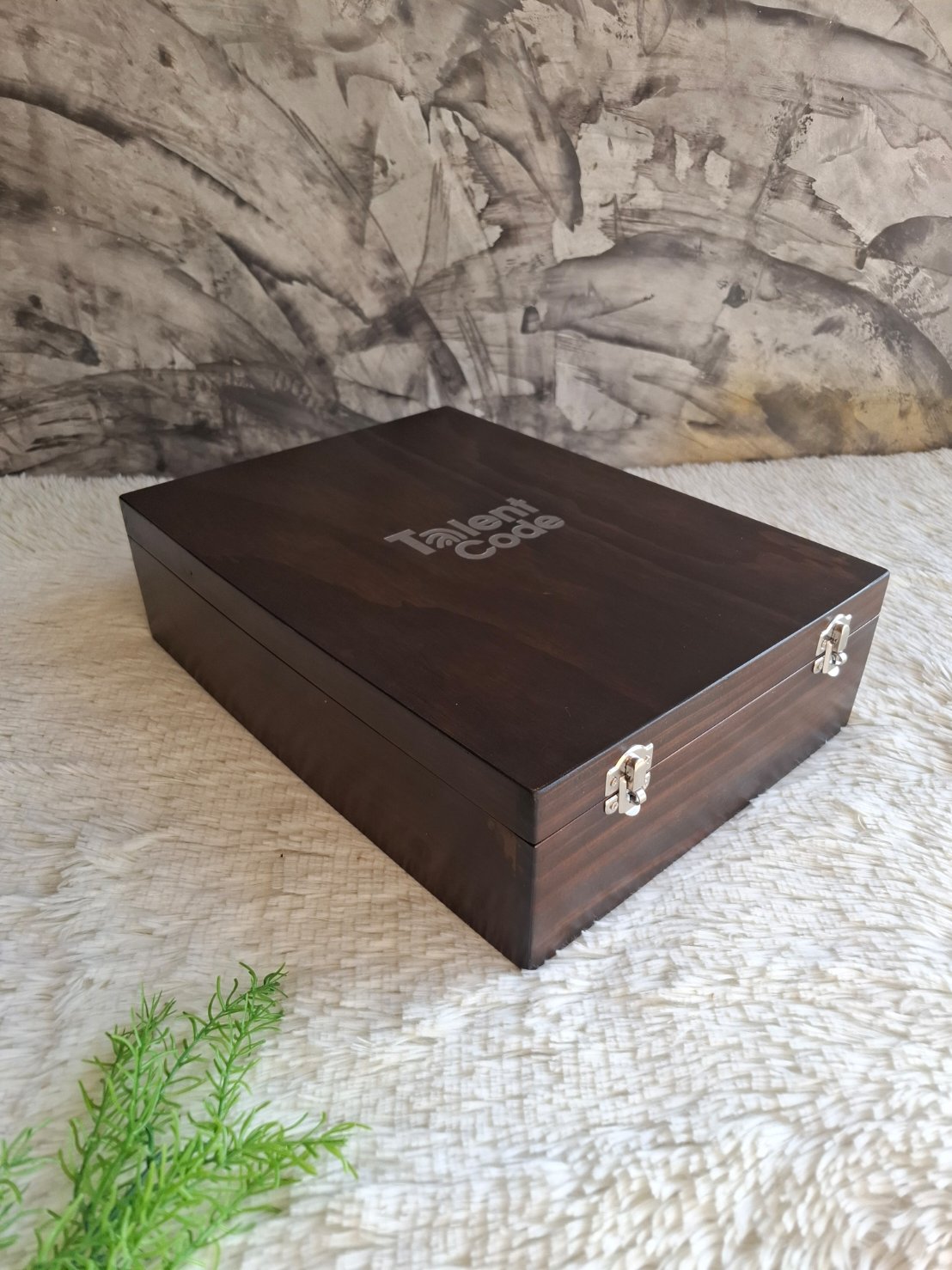 กล่องไม้สนแบบฝาล็อค