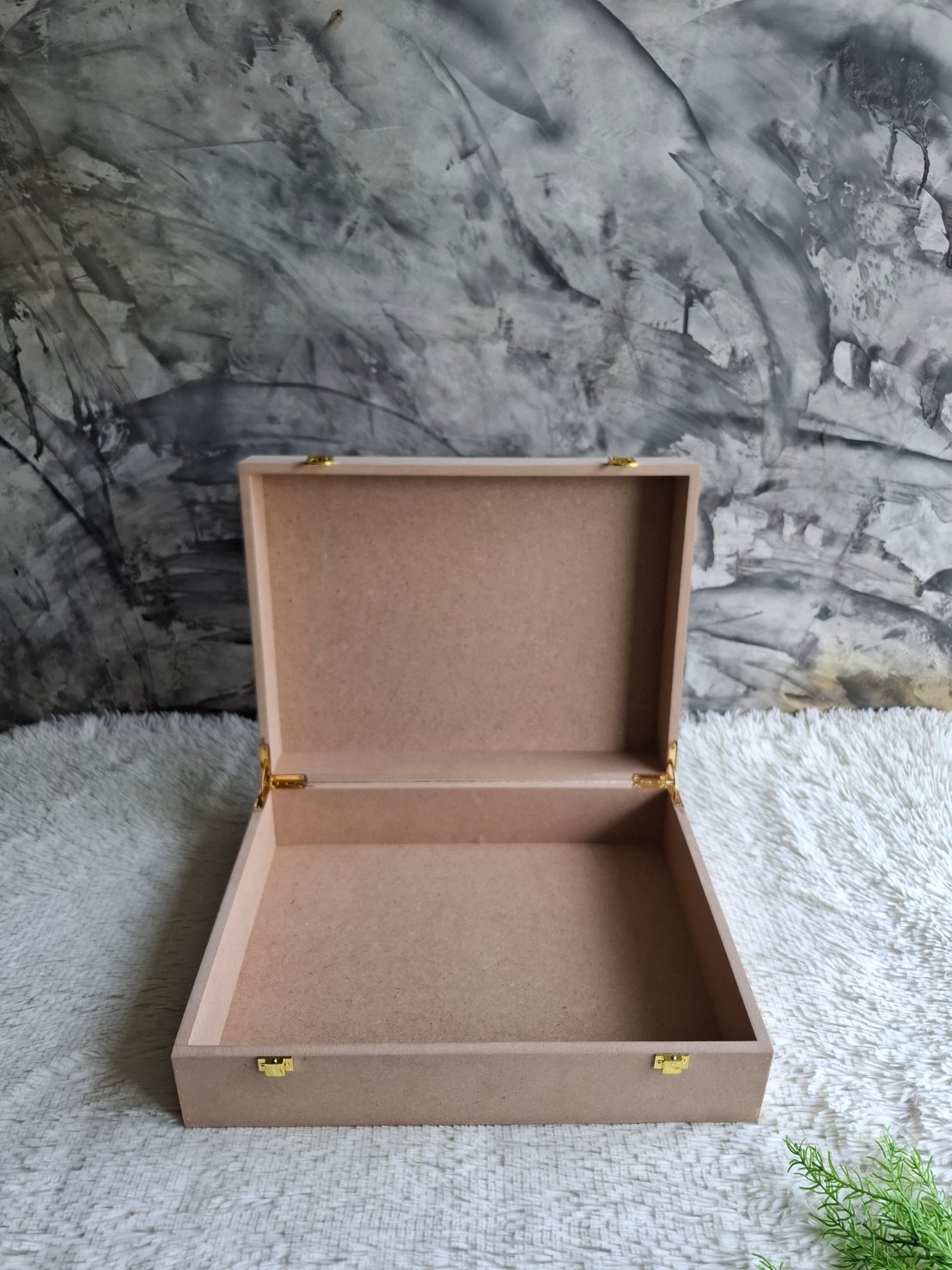 กล่องไม้ MDF. แบบฝาล็อค