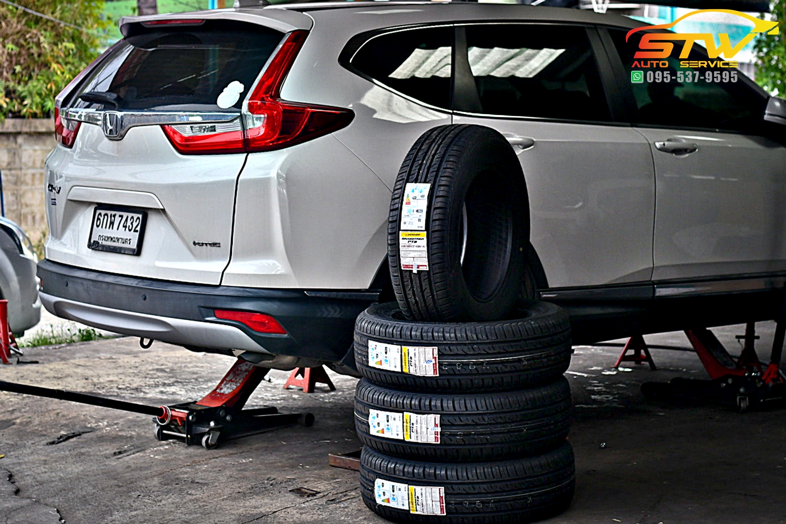 ยางใหม่ DUNLOP GRANDTREK PT3 235/65R17 108V