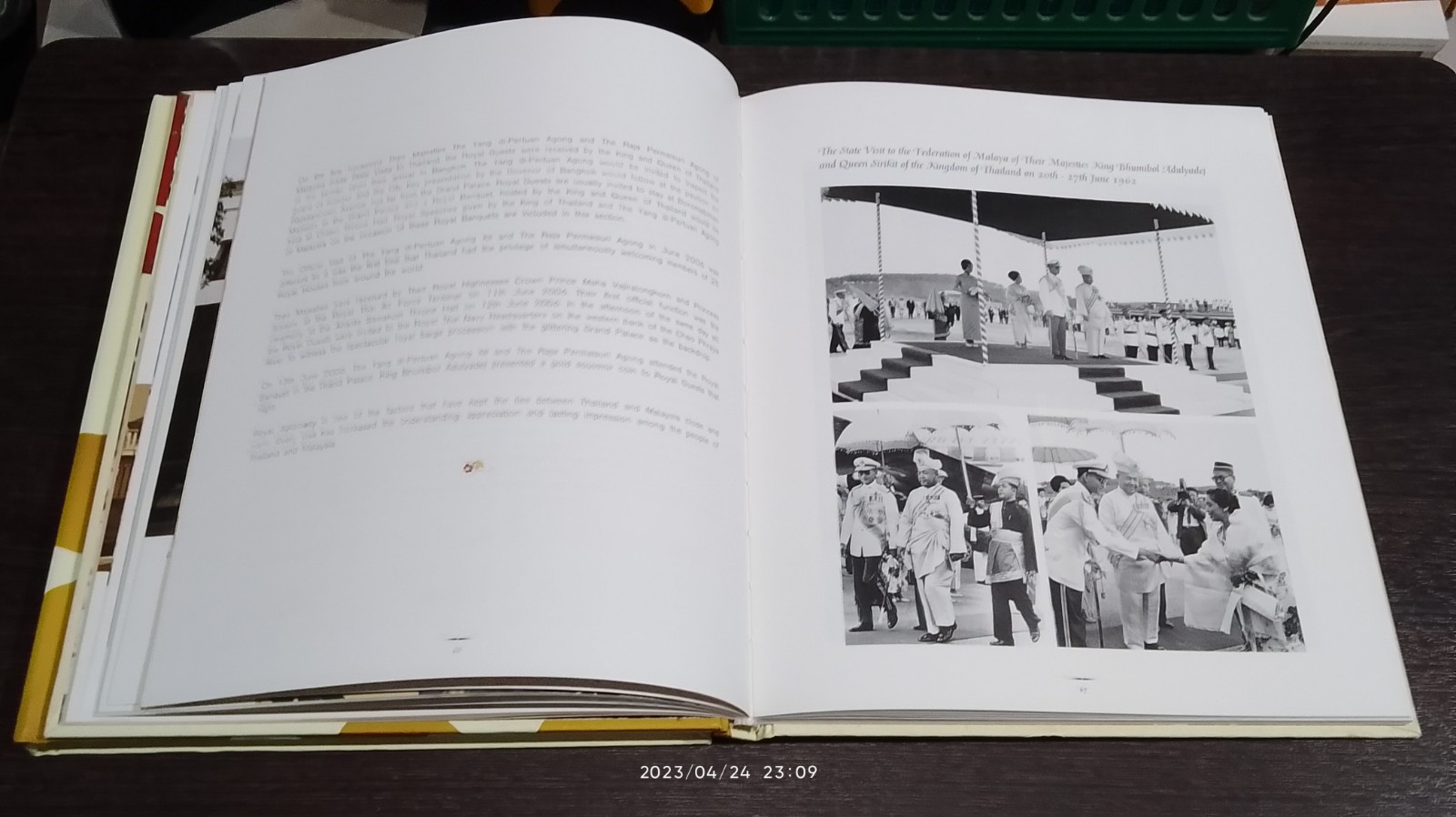 ราชพฤกษ์ & บุหงารายา ๕๐ ปี แห่งมิตรภาพระหว่างไทยและมาเลเซีย ๒๕๐๐ - ๒๕๕๐ (ไทย - อังกฤษ)