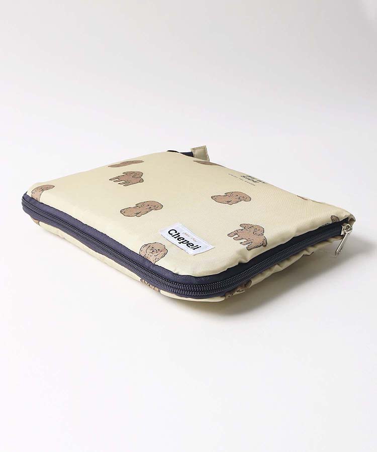 กระเป๋า Chou Chou Chepeli Shopping Bag ลายน้องหมา Toy Poodle ใบใหญ่ พับได้ ขนาด 28.5 x 37 x 25.5 ซม. เป็นแบบรูดเชือก ด้านในบุฟอยล์ เก็บอุณหภูมิได้ (ลายแบบรูปแรก รูปต่อ ๆ มาให้ดูตอนกางออกว่าเป็นแบบนี้)